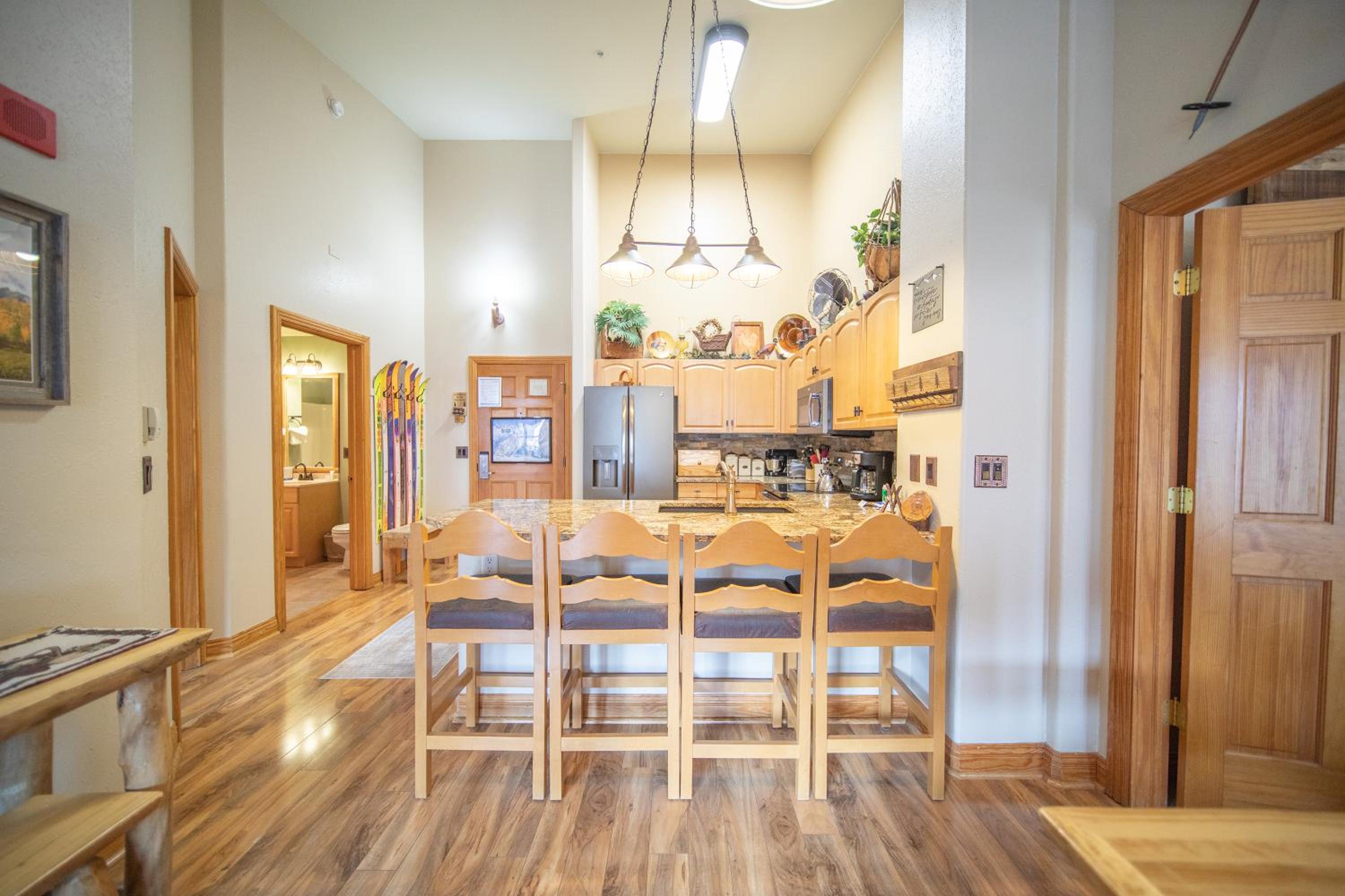 Hidden River Lodge 5977 by SummitCove Lodging