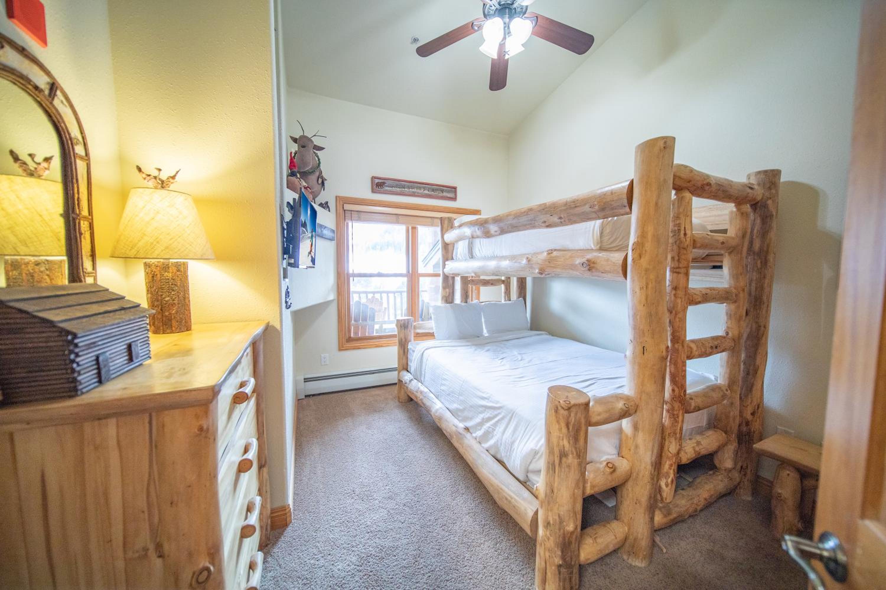 Hidden River Lodge 5977 by SummitCove Lodging
