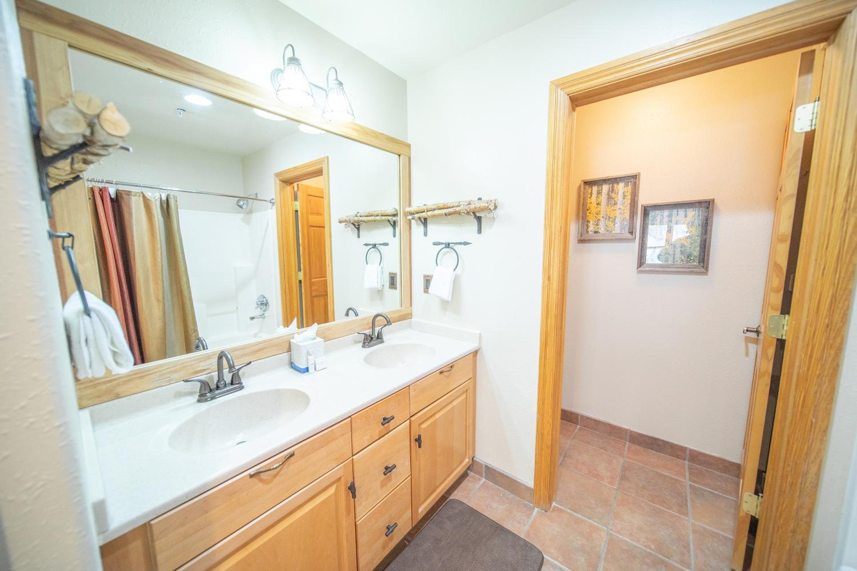 Hidden River Lodge 5977 by SummitCove Lodging