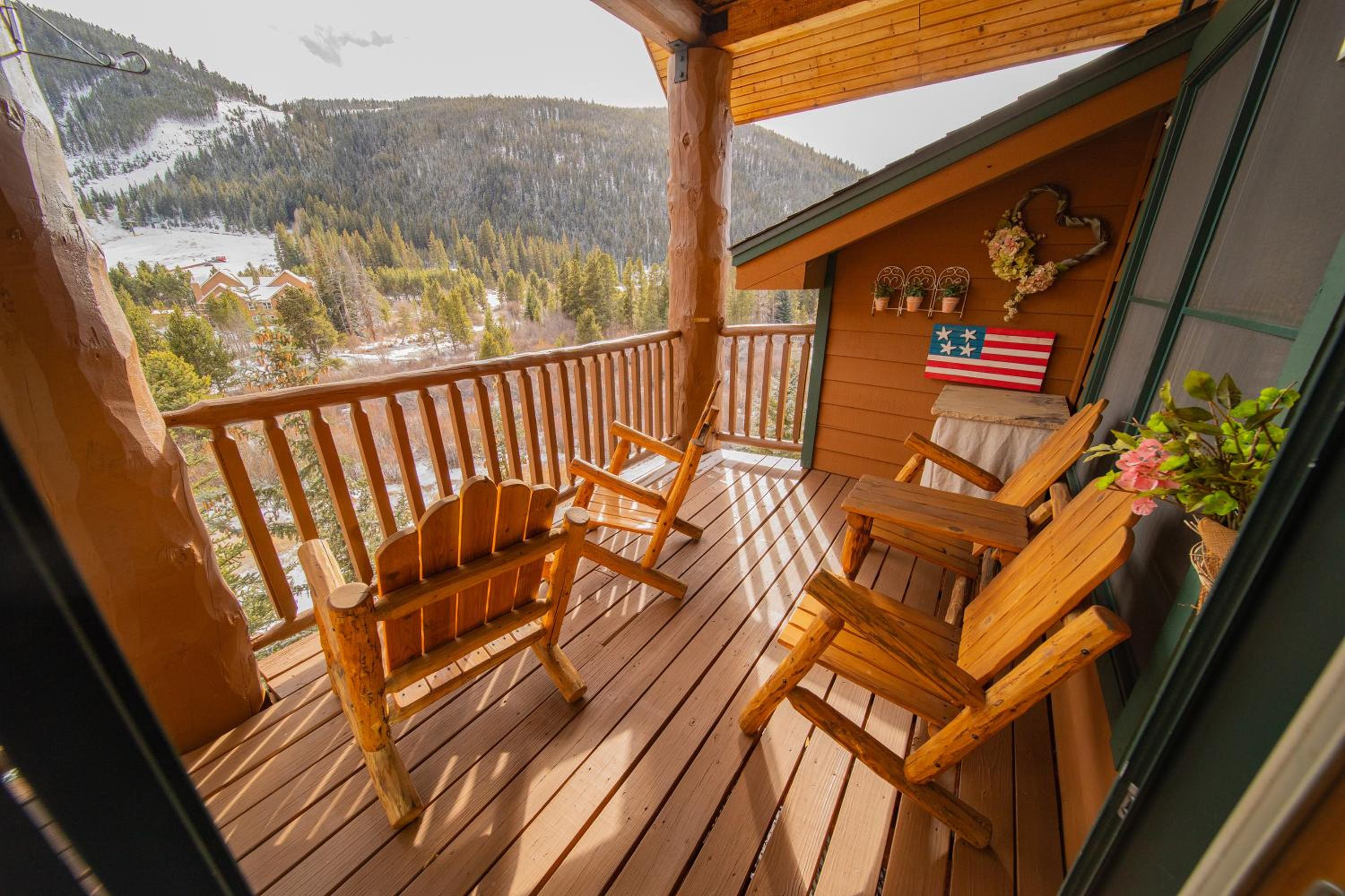 Hidden River Lodge 5977 by SummitCove Lodging