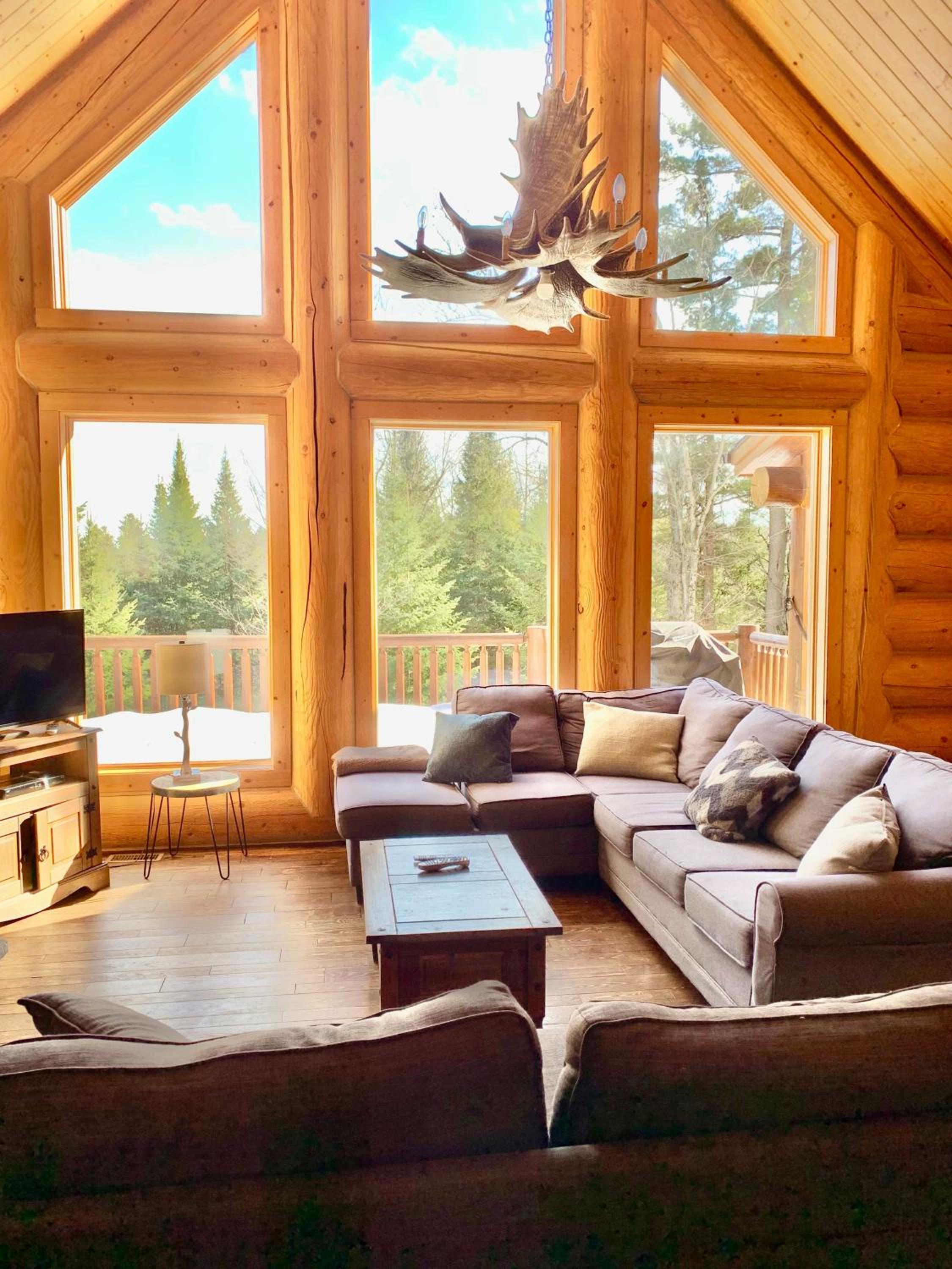 Blue Moose Private pool spa sauna lake access