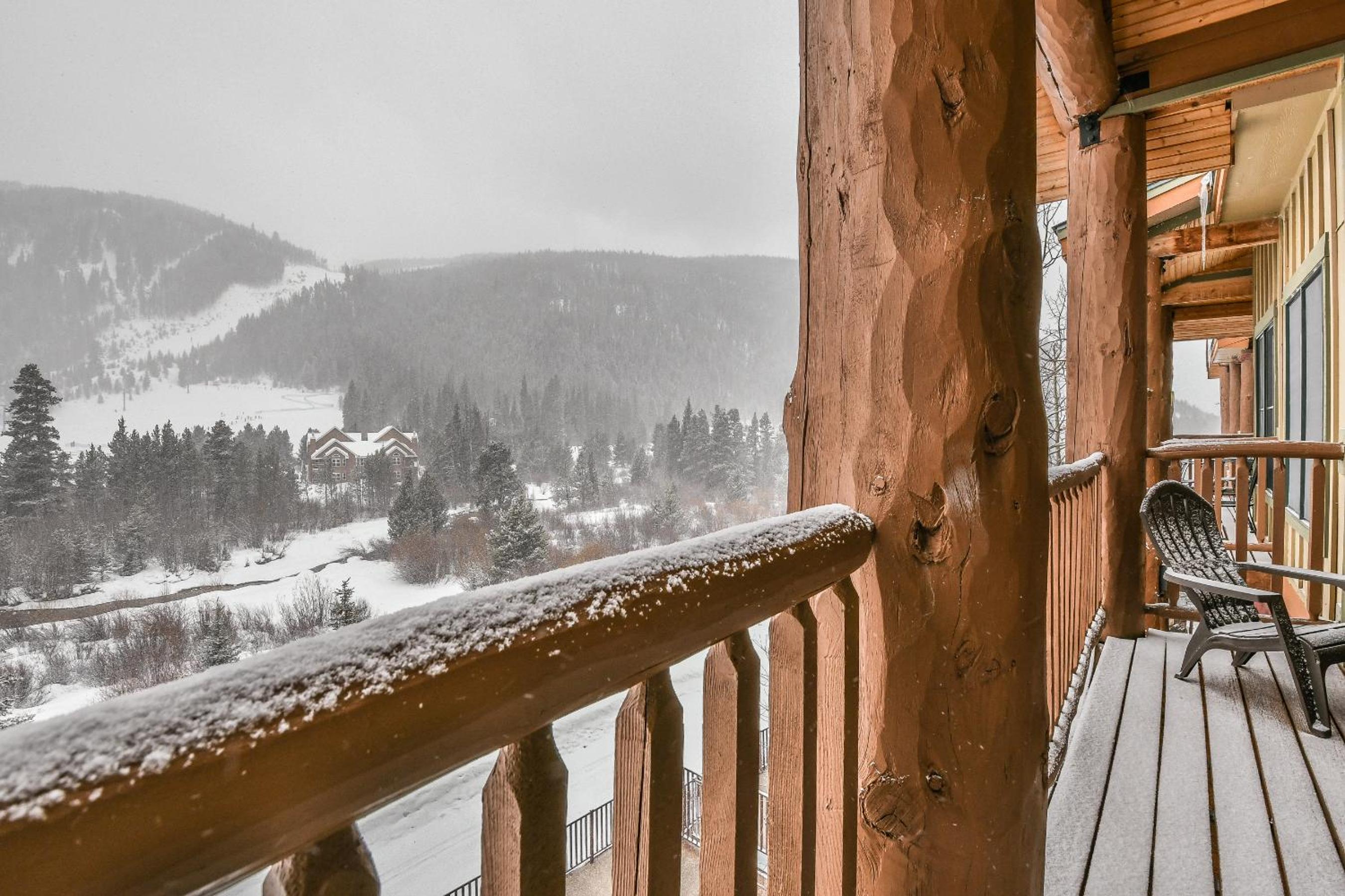 Hidden River Lodge 5981 by SummitCove Lodging