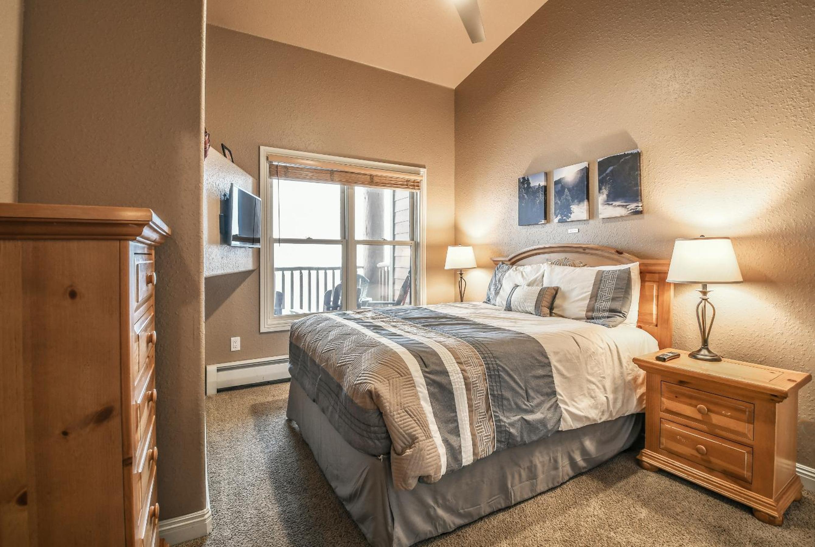 Hidden River Lodge 5981 by SummitCove Lodging