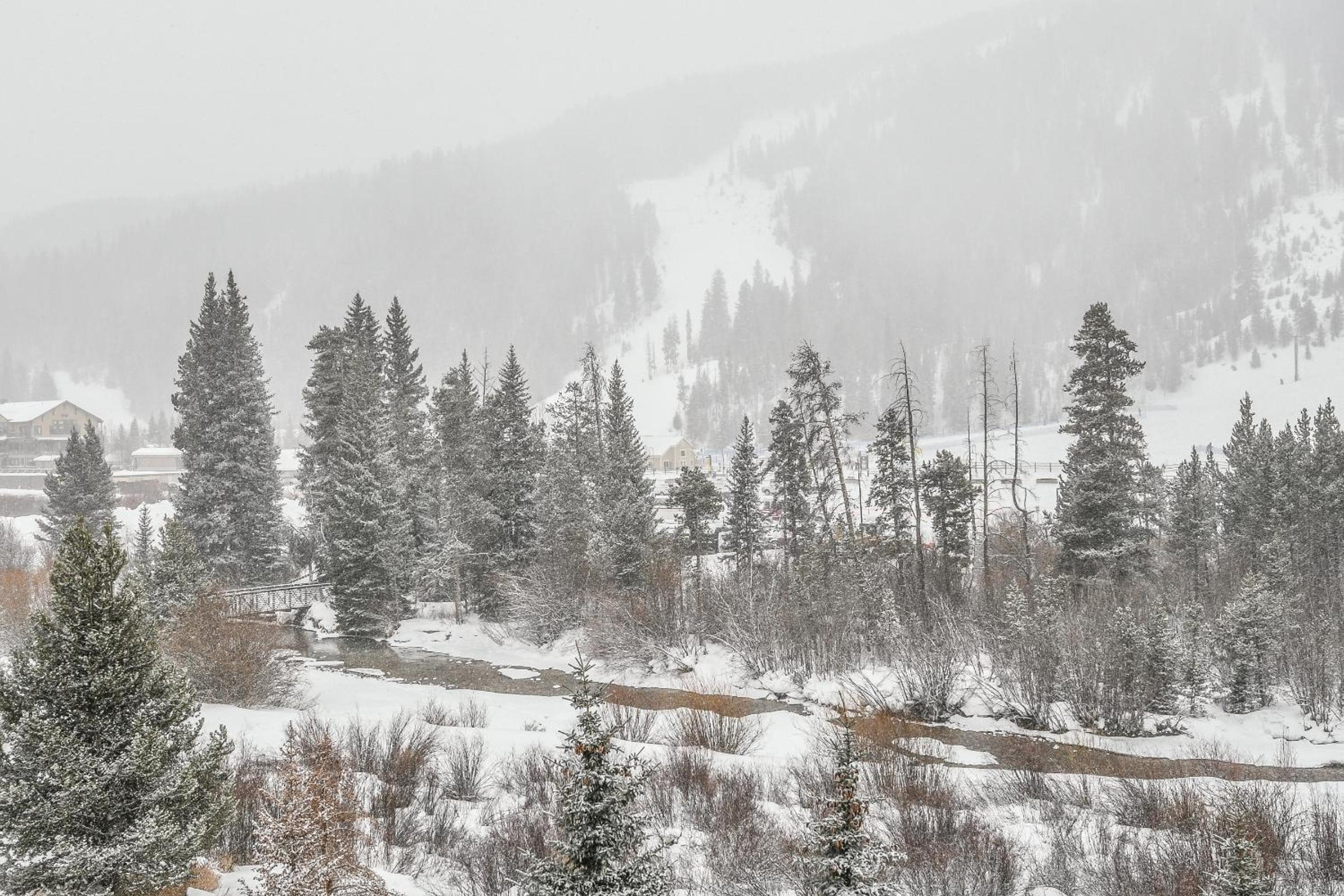 Hidden River Lodge 5981 by SummitCove Lodging