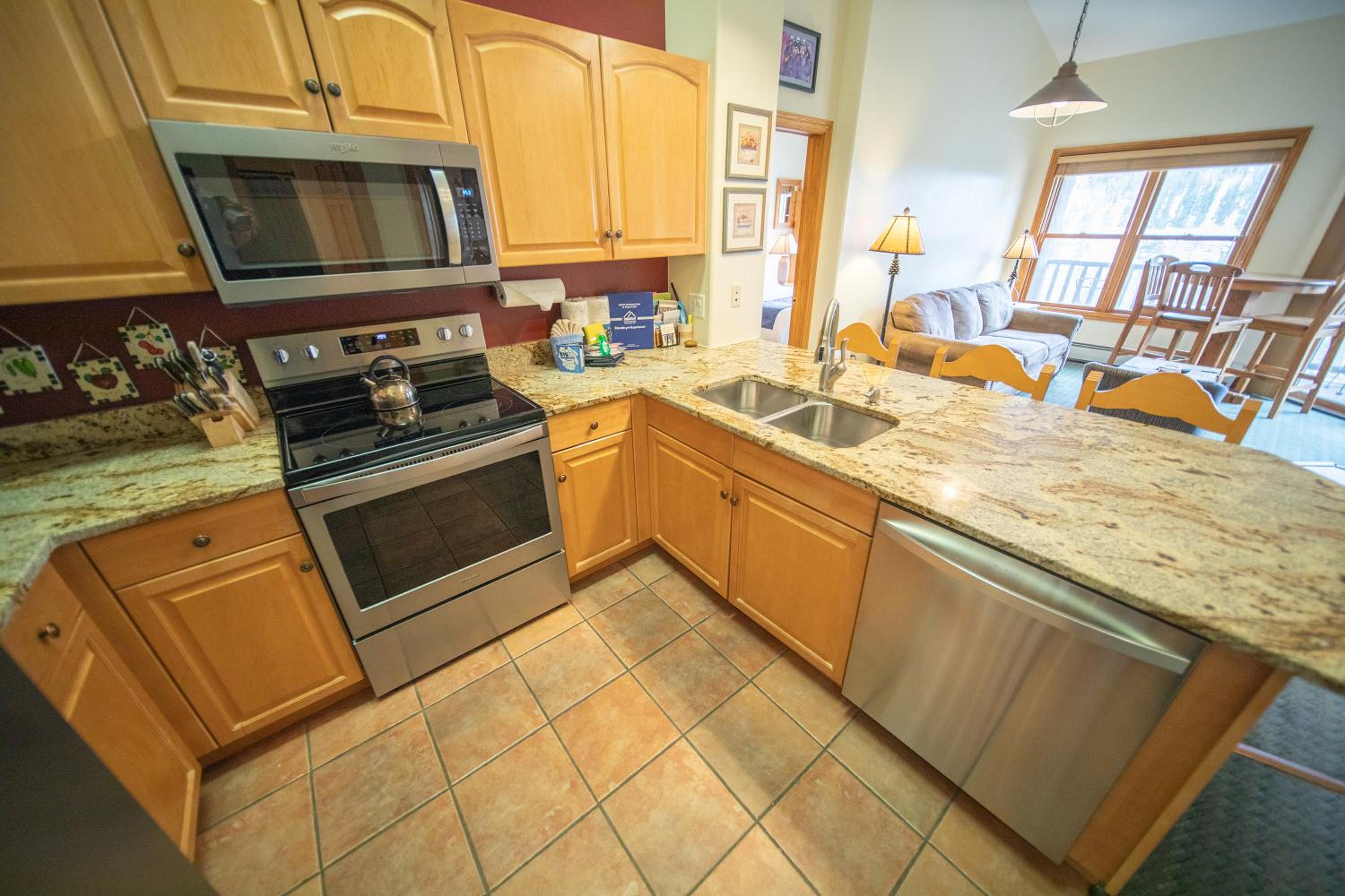 Summit County Vacations - Hidden River Lodge 5979 by SummitCove Lodging - Property Image 37
