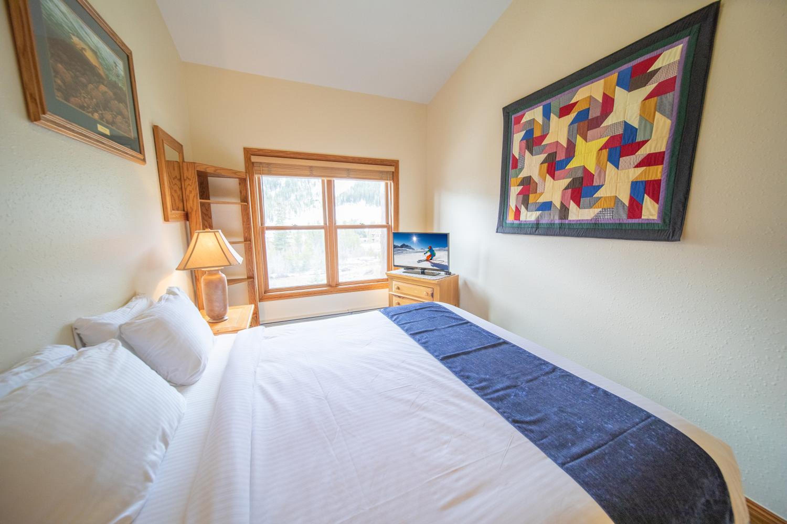 Summit County Vacations - Hidden River Lodge 5979 by SummitCove Lodging - Property Image 40
