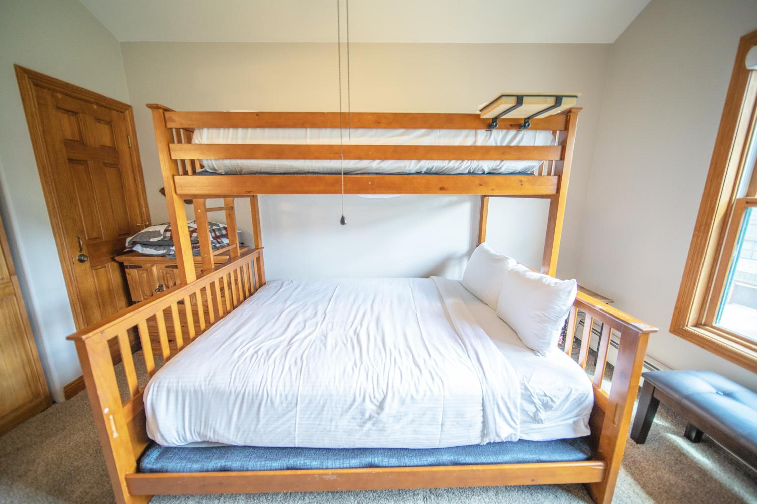 Hidden River Lodge 5992 by SummitCove Lodging in Colorado
