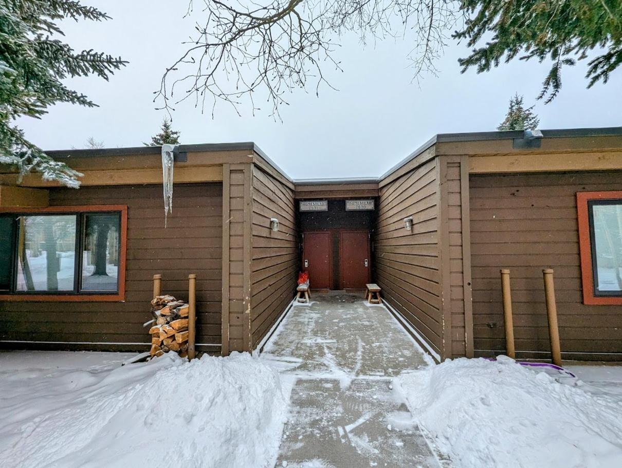 Homestead 2031 by SummitCove Lodging