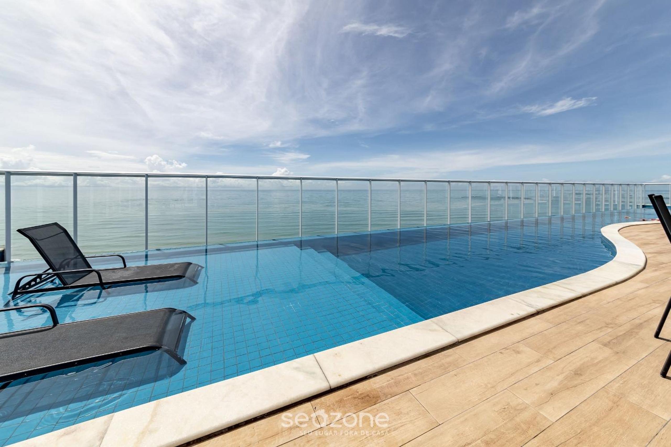 RSR - Modern Studios on the Edge of Maceío