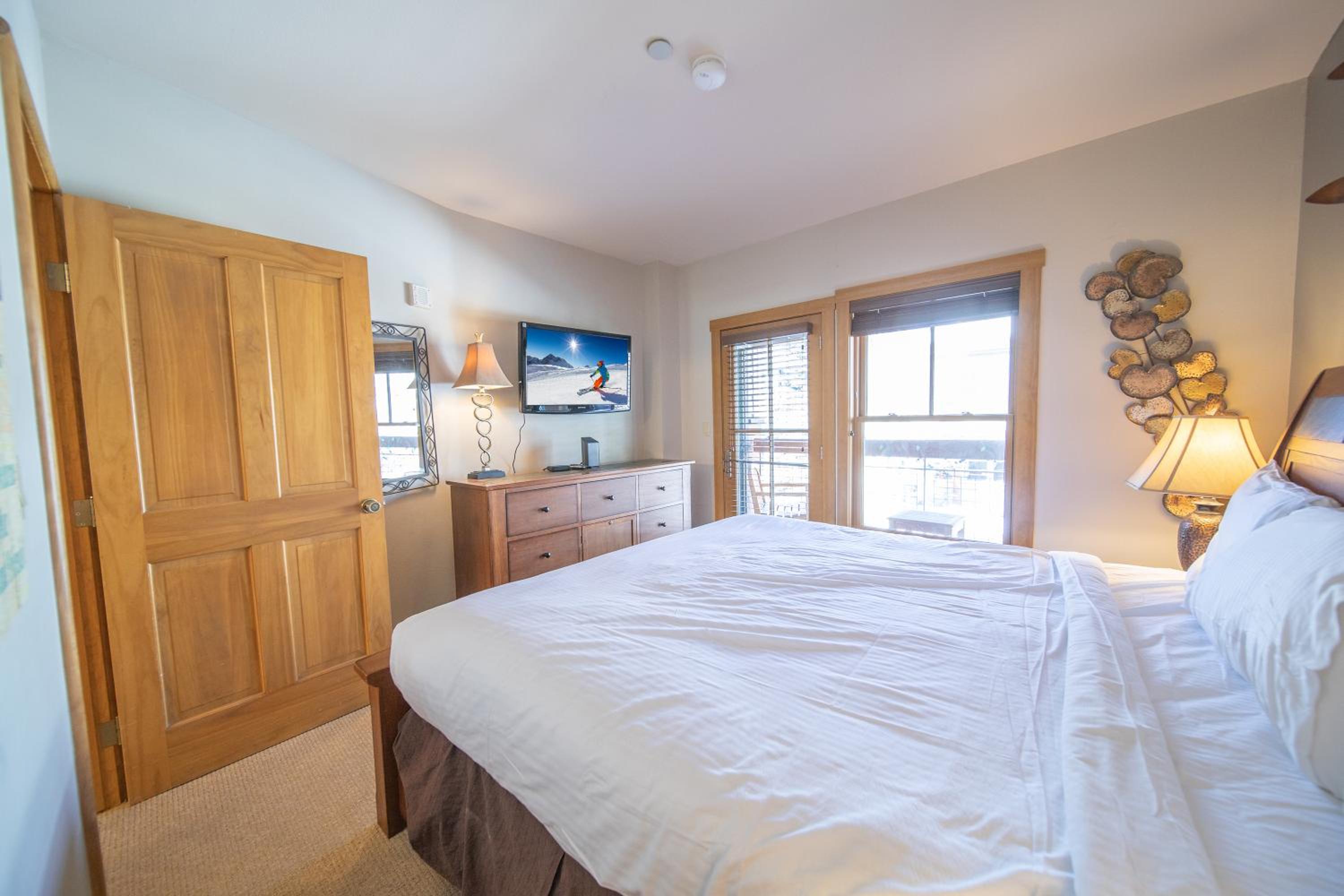 Jack Pine 8005 by SummitCove Lodging