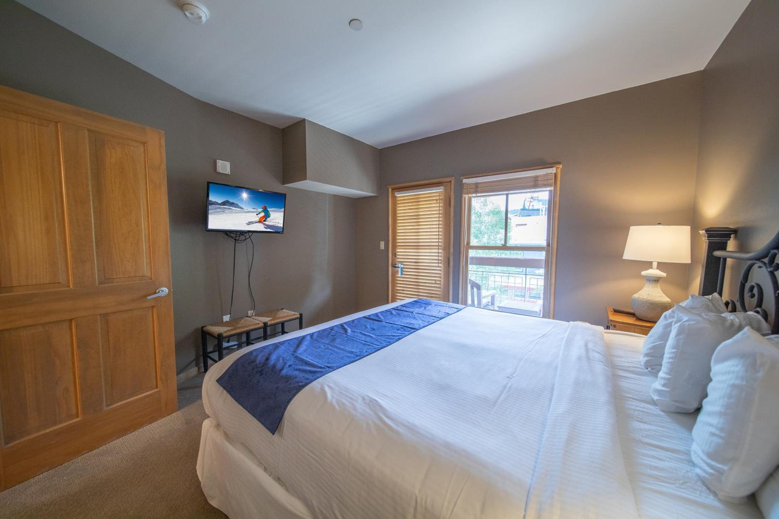 Jack Pine 8015 by SummitCove Lodging