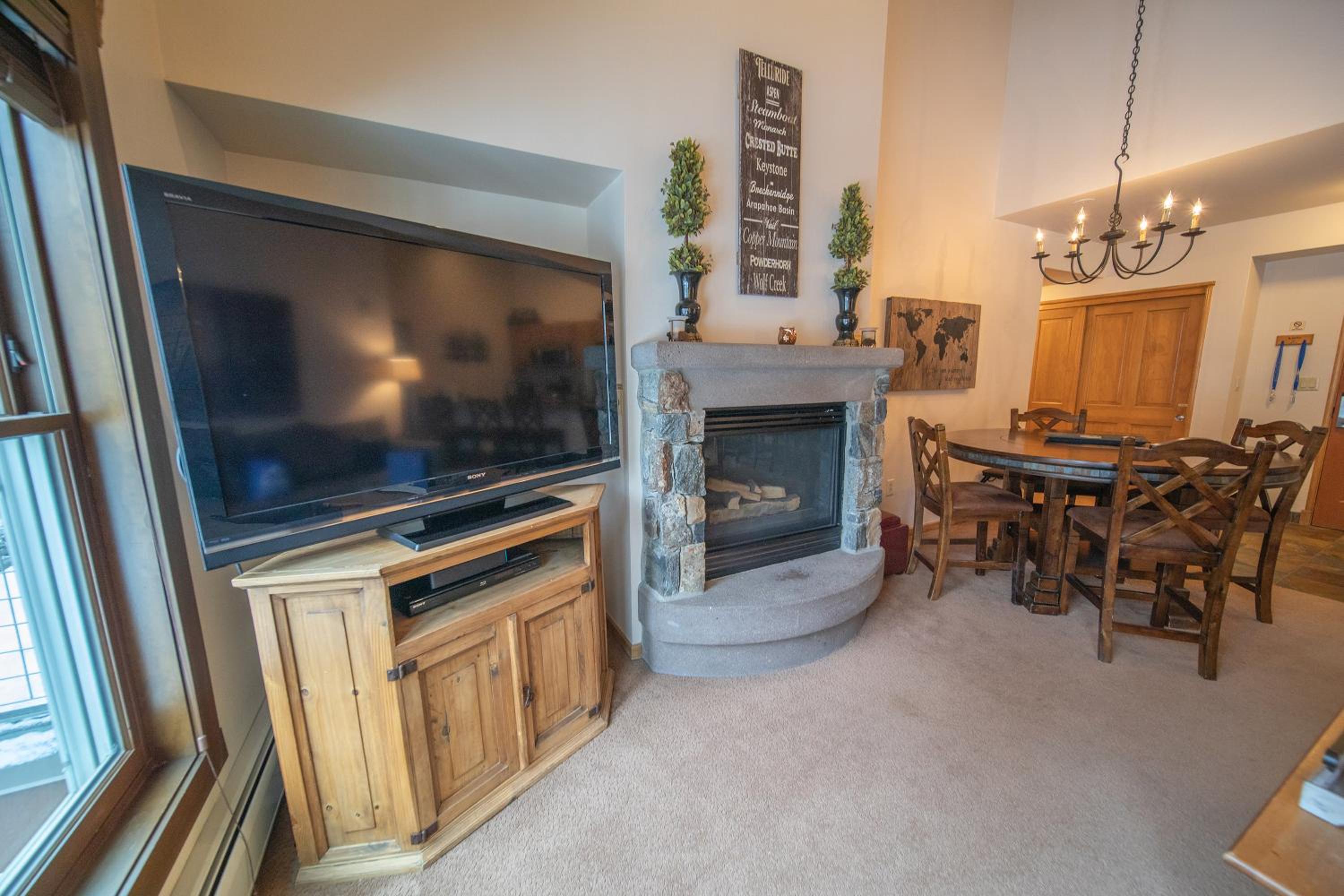 Jack Pine 8008 by SummitCove Lodging