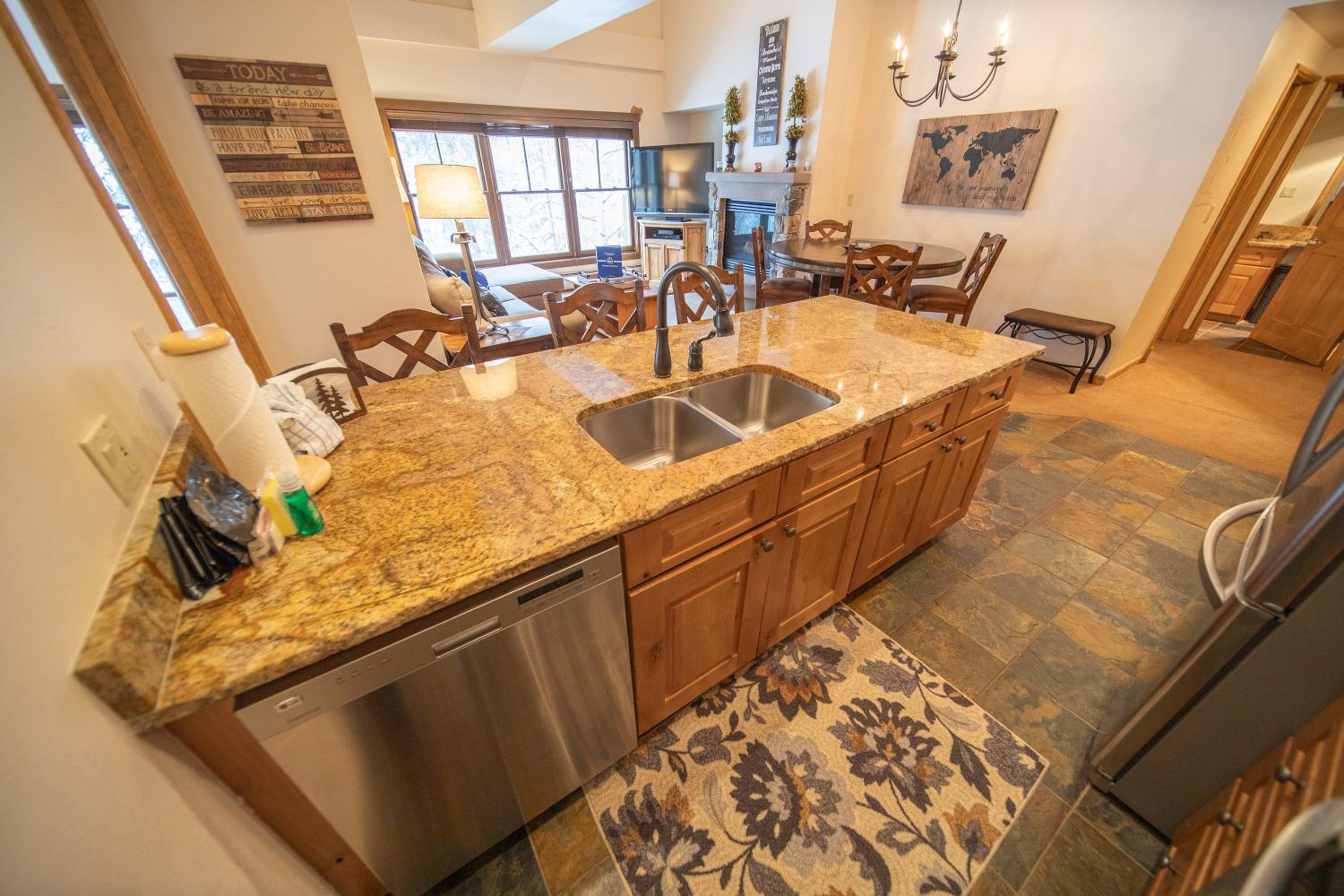 Jack Pine 8008 by SummitCove Lodging