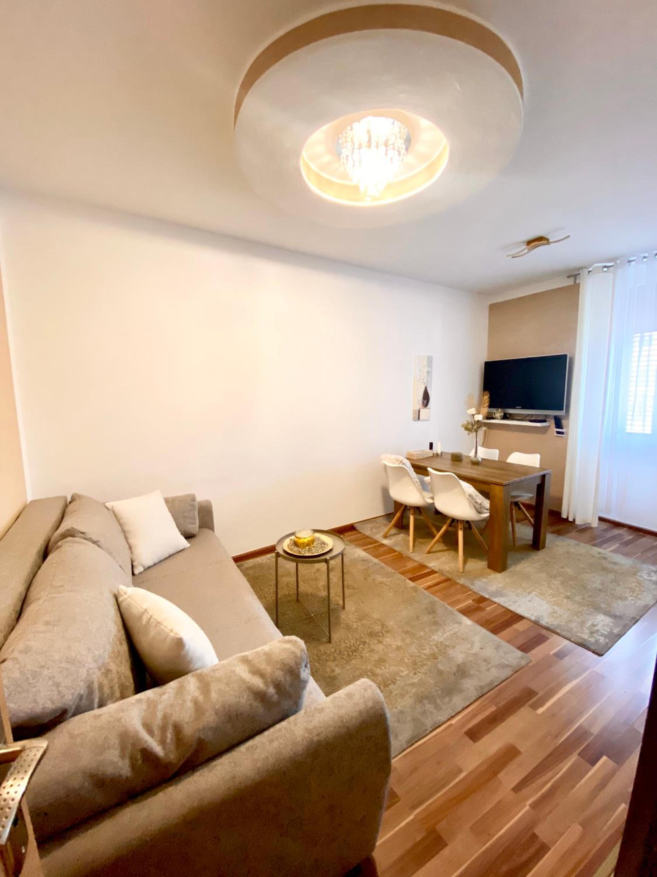 Apartment #Story view 5