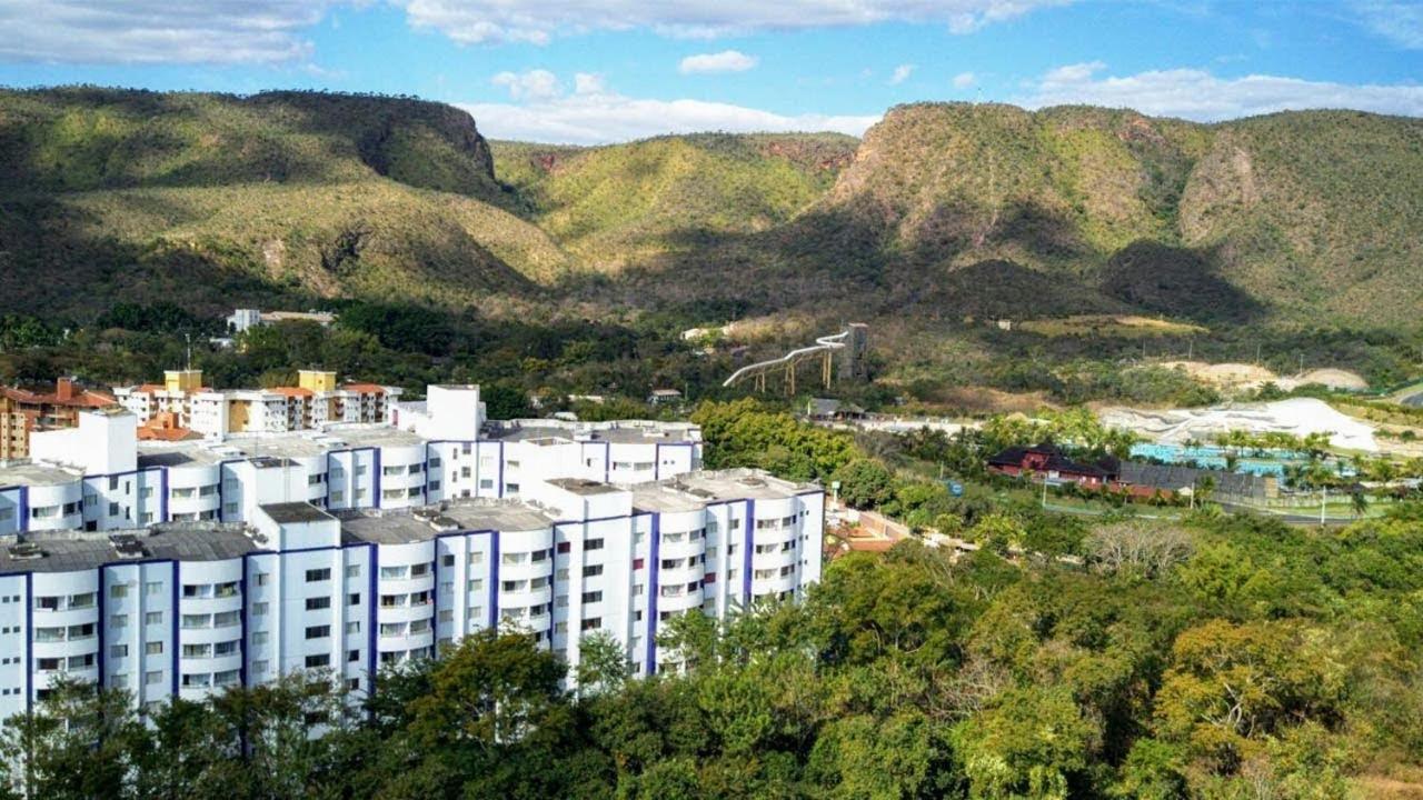 Vista incrível para o rio e area de lazer - Thermas Paradise 216