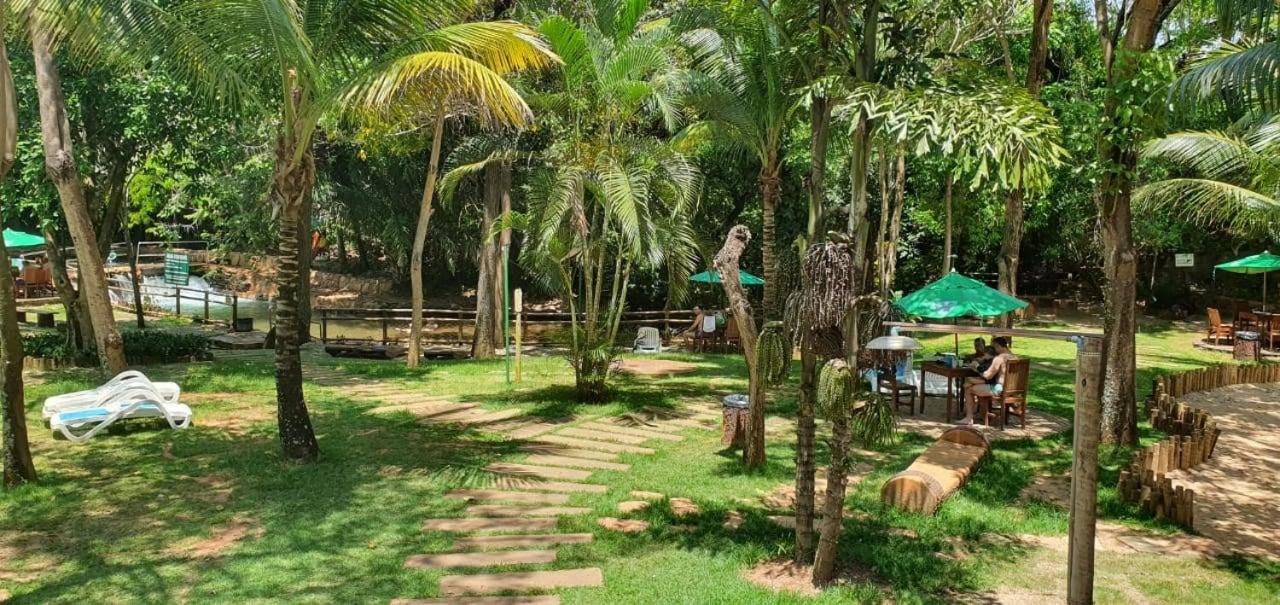 Vista incrível para o rio e area de lazer - Thermas Paradise 216