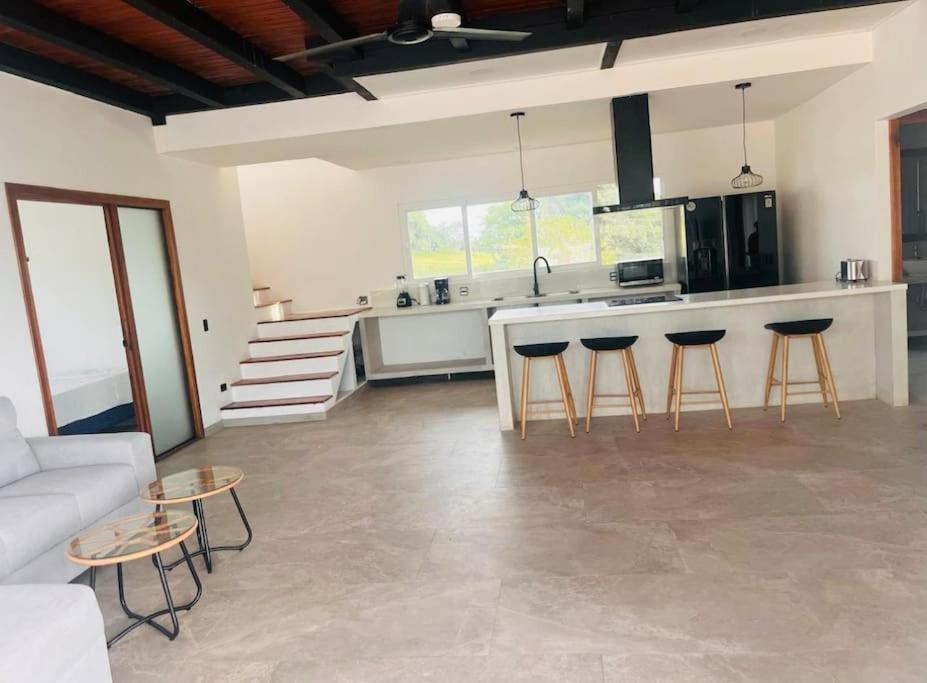 Casa Mahina