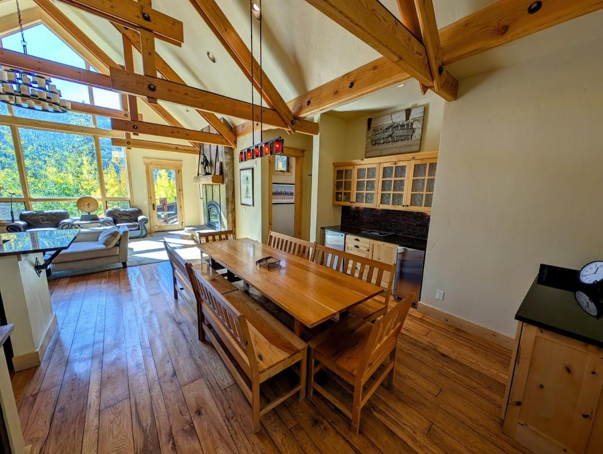 Keystone Prospectors Home 669 by SummitCove Lodging