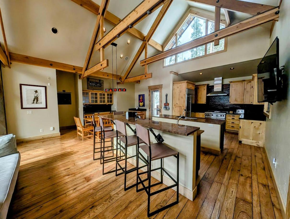 Keystone Prospectors Home 669 by SummitCove Lodging