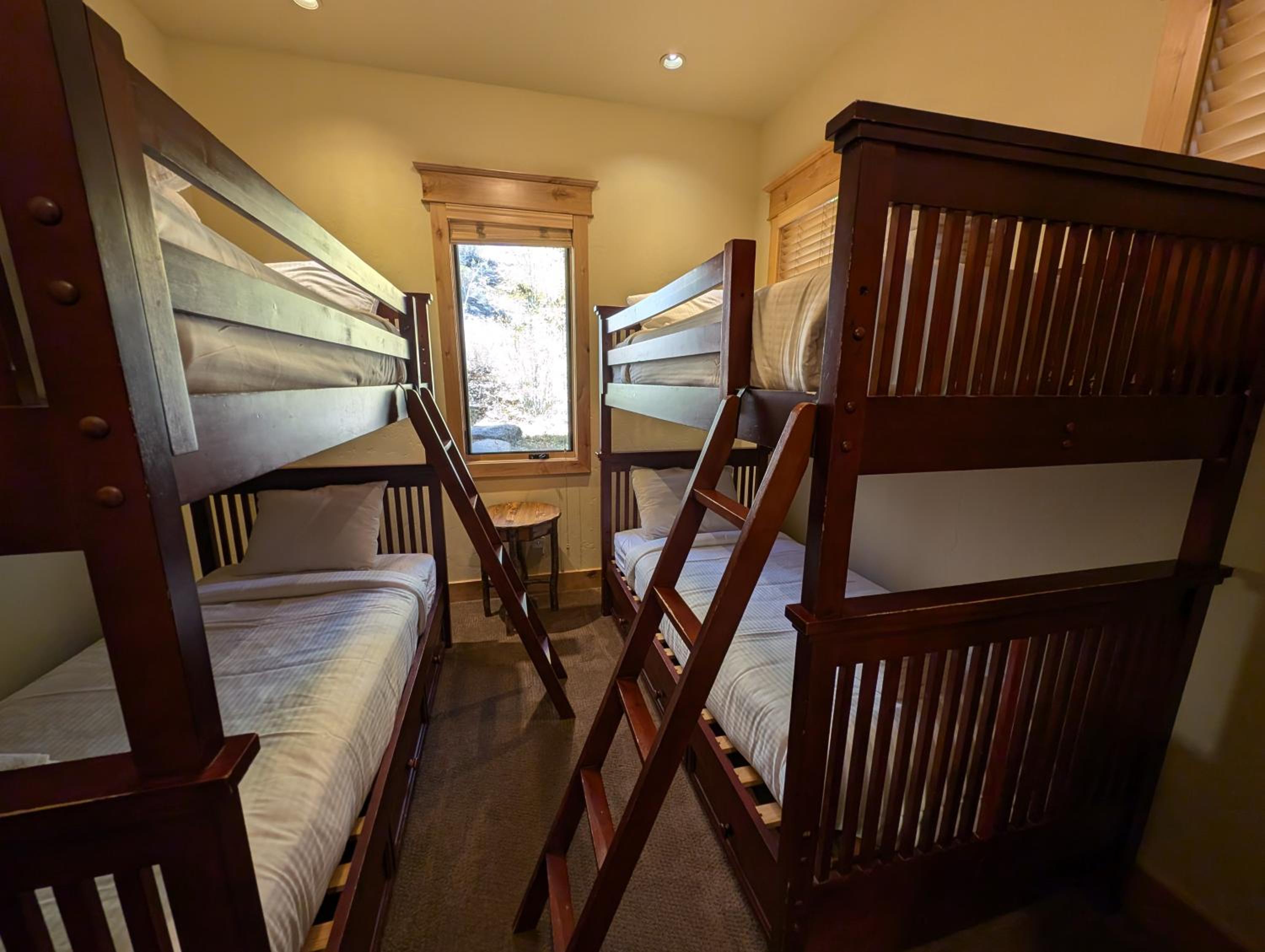 Keystone Prospectors Home 669 by SummitCove Lodging