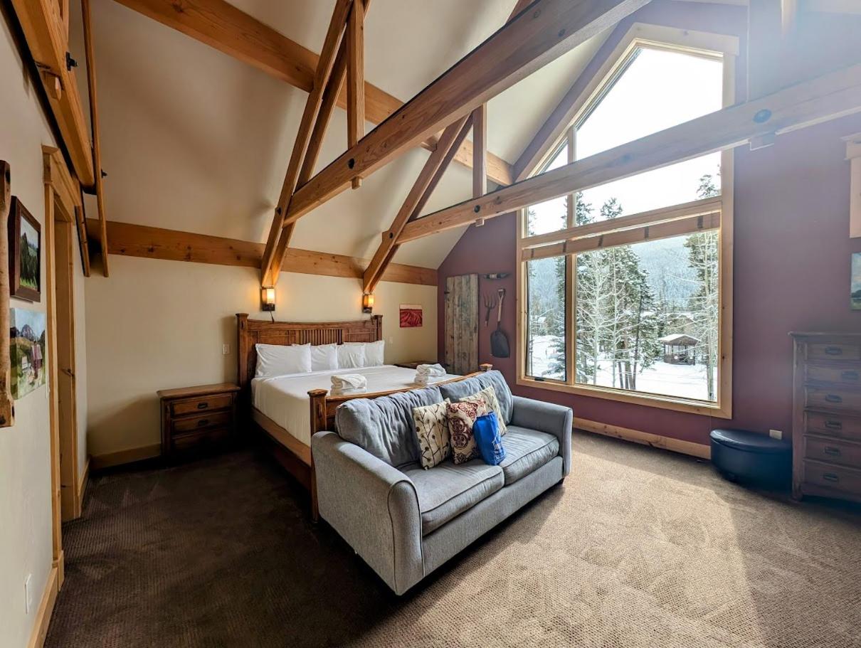 Keystone Prospectors Home 669 by SummitCove Lodging