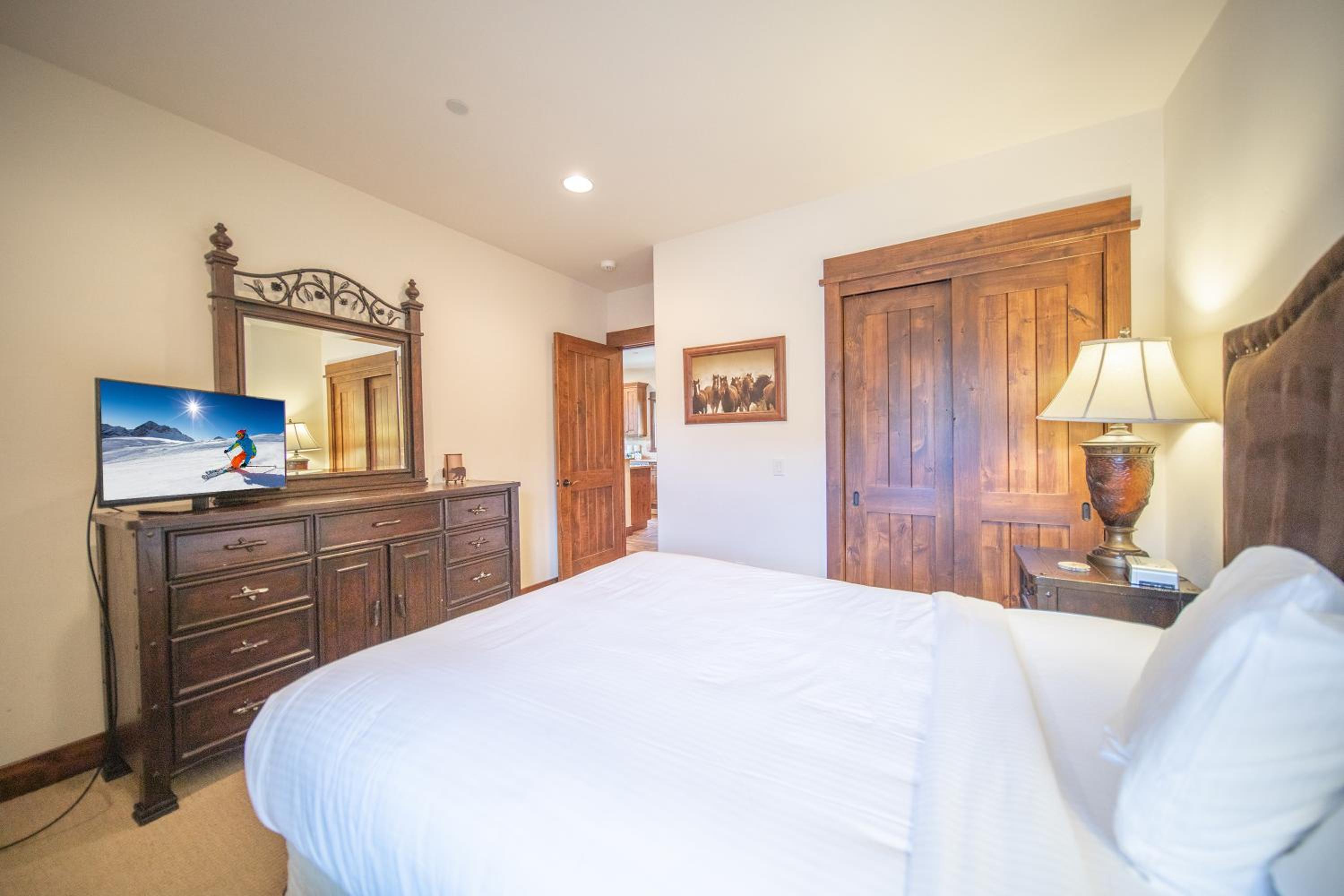 Keystone Sanctuary 248 by SummitCove Lodging
