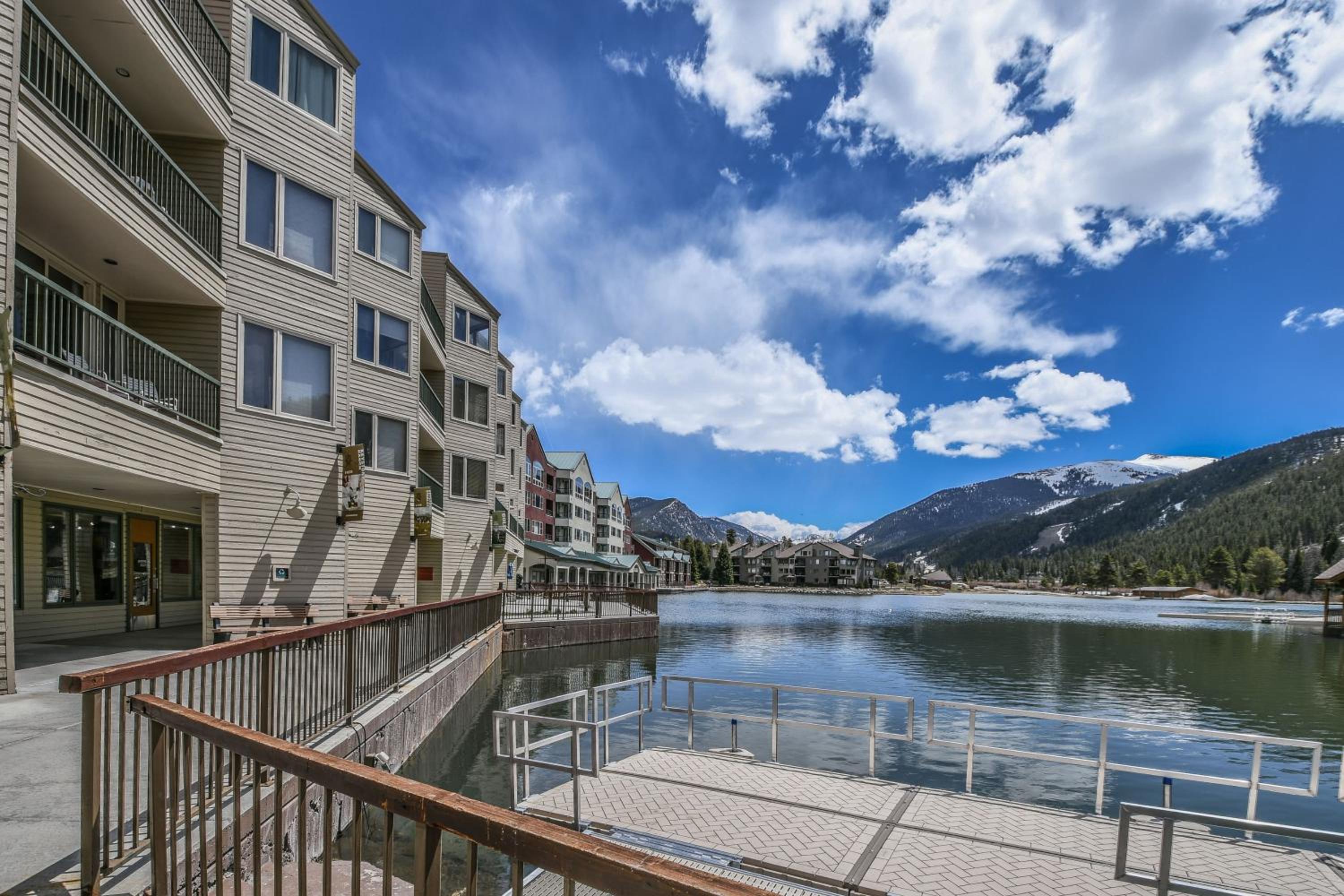 Lakeside 1485 by SummitCove Lodging in Colorado