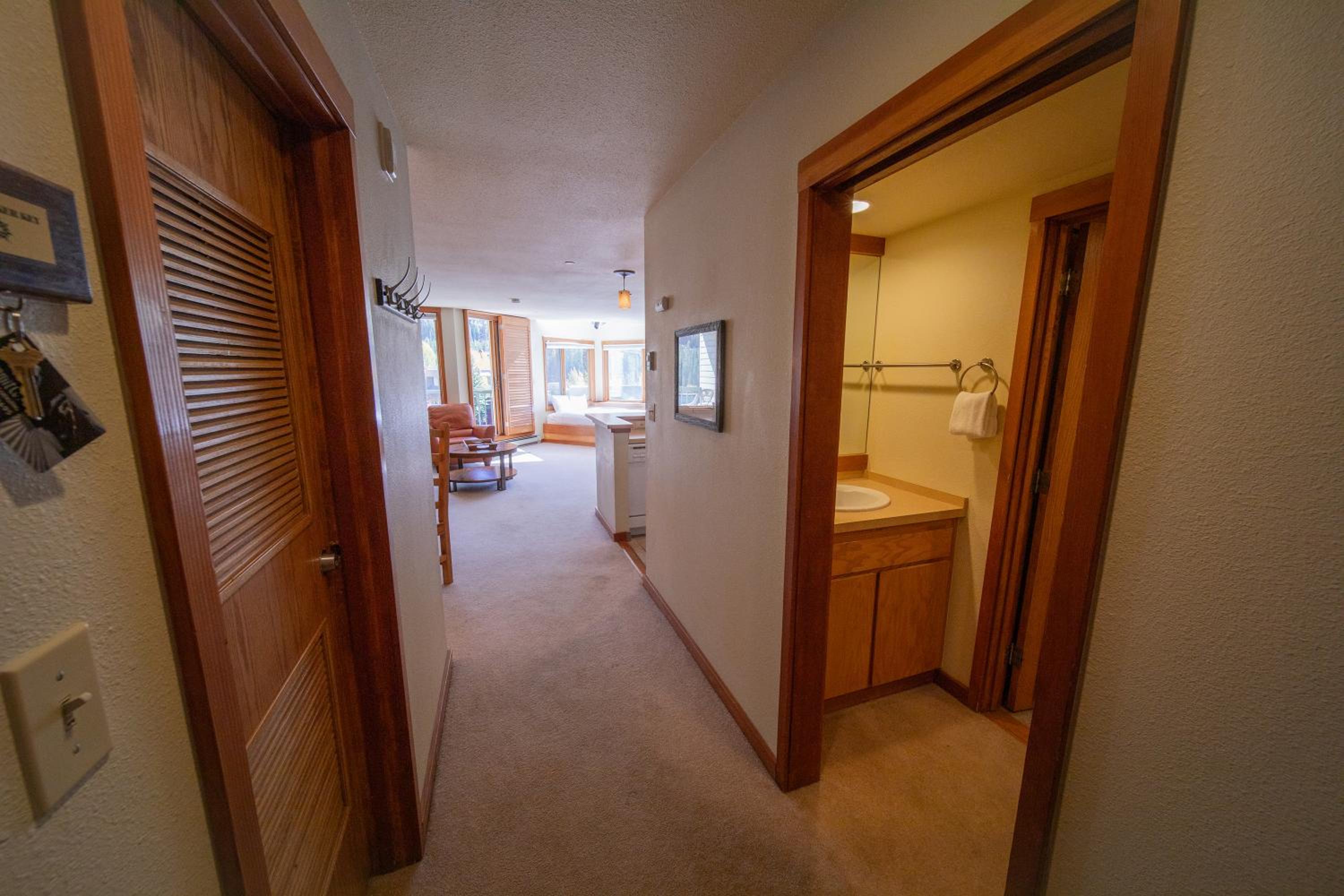 Lakeside 1495 by SummitCove Lodging
