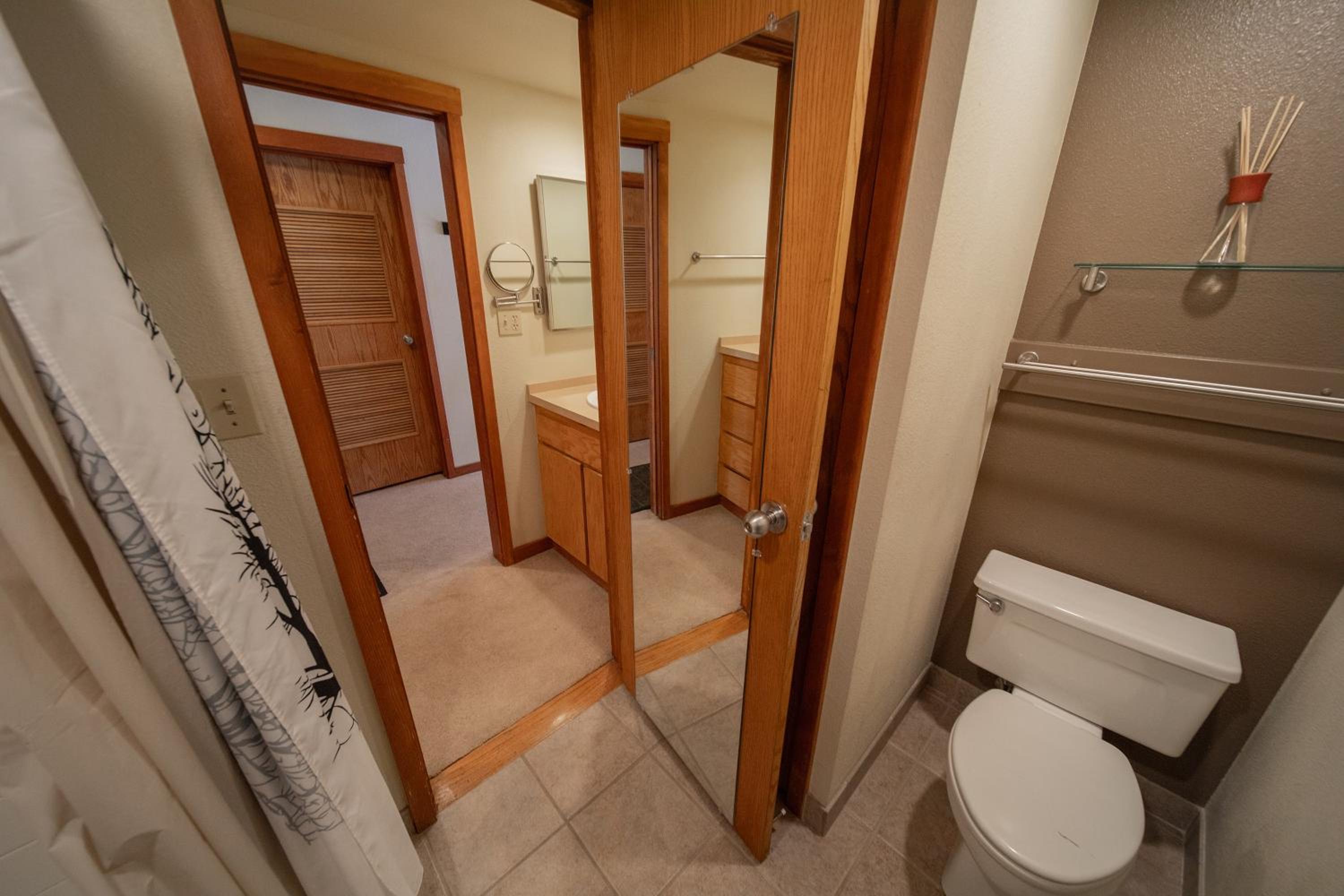 Lakeside 1495 by SummitCove Lodging