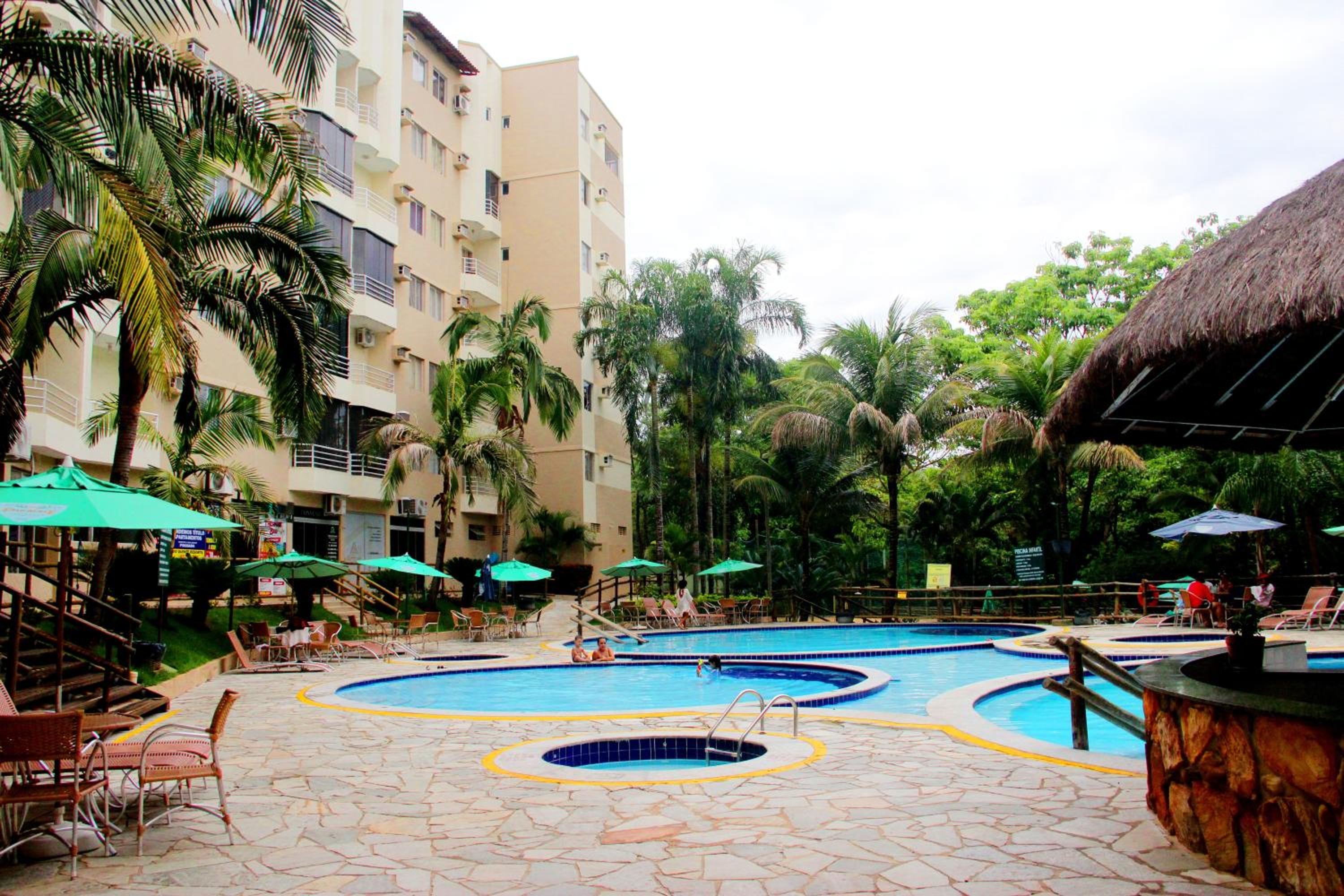 Vista incrível para o rio e area de lazer - Thermas Paradise 216