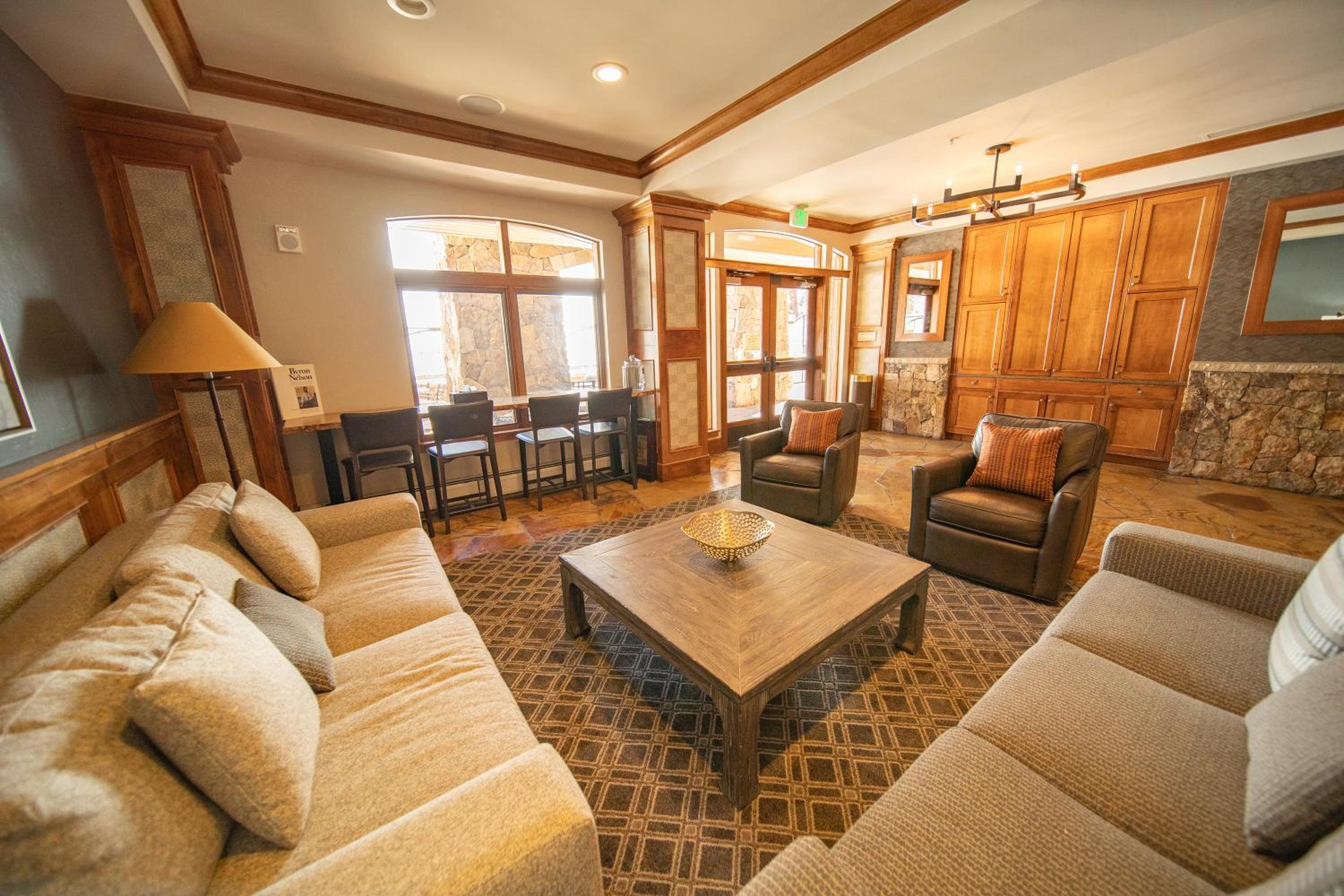 Lone Eagle 3034 by SummitCove Lodging