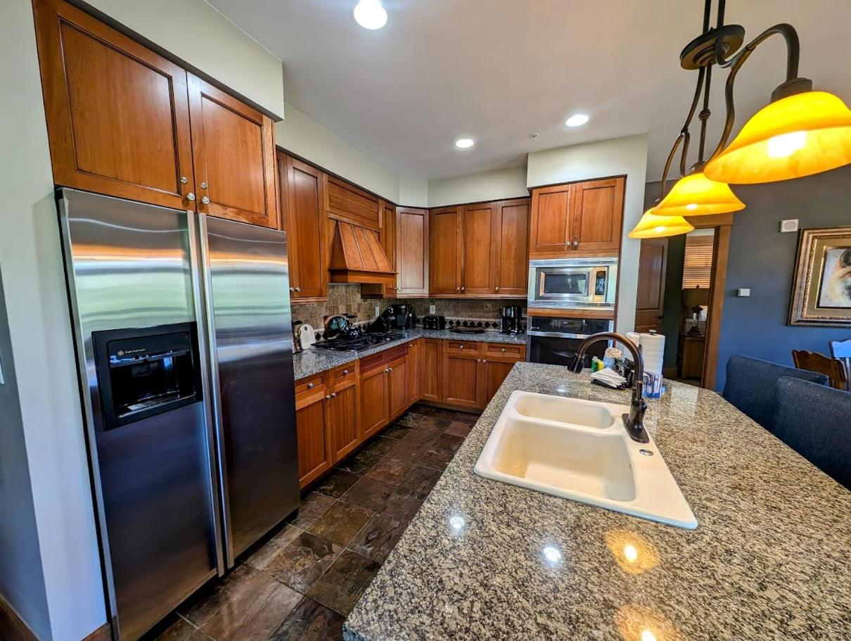 Lone Eagle 3034 by SummitCove Lodging