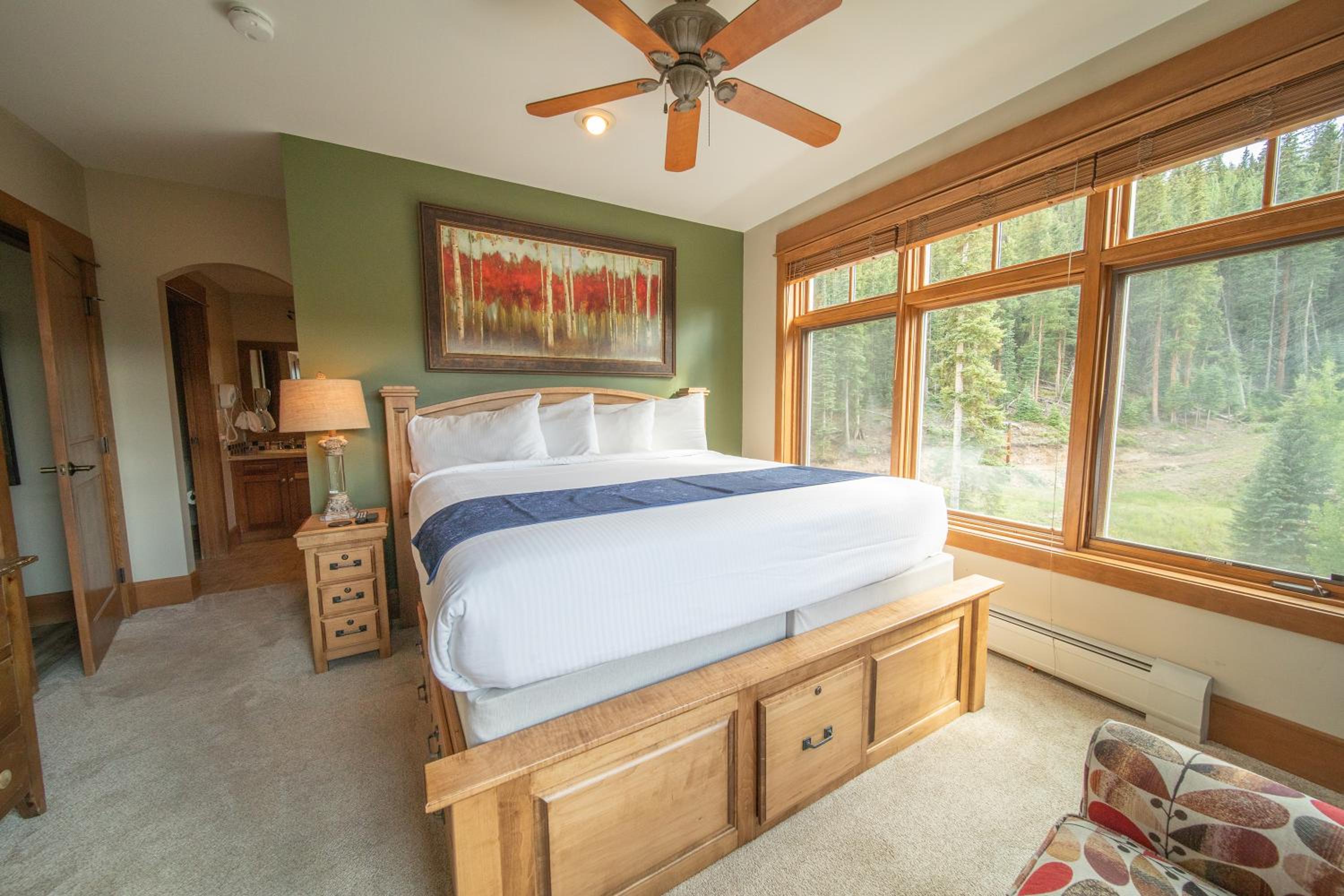 Lone Eagle 3034 by SummitCove Lodging