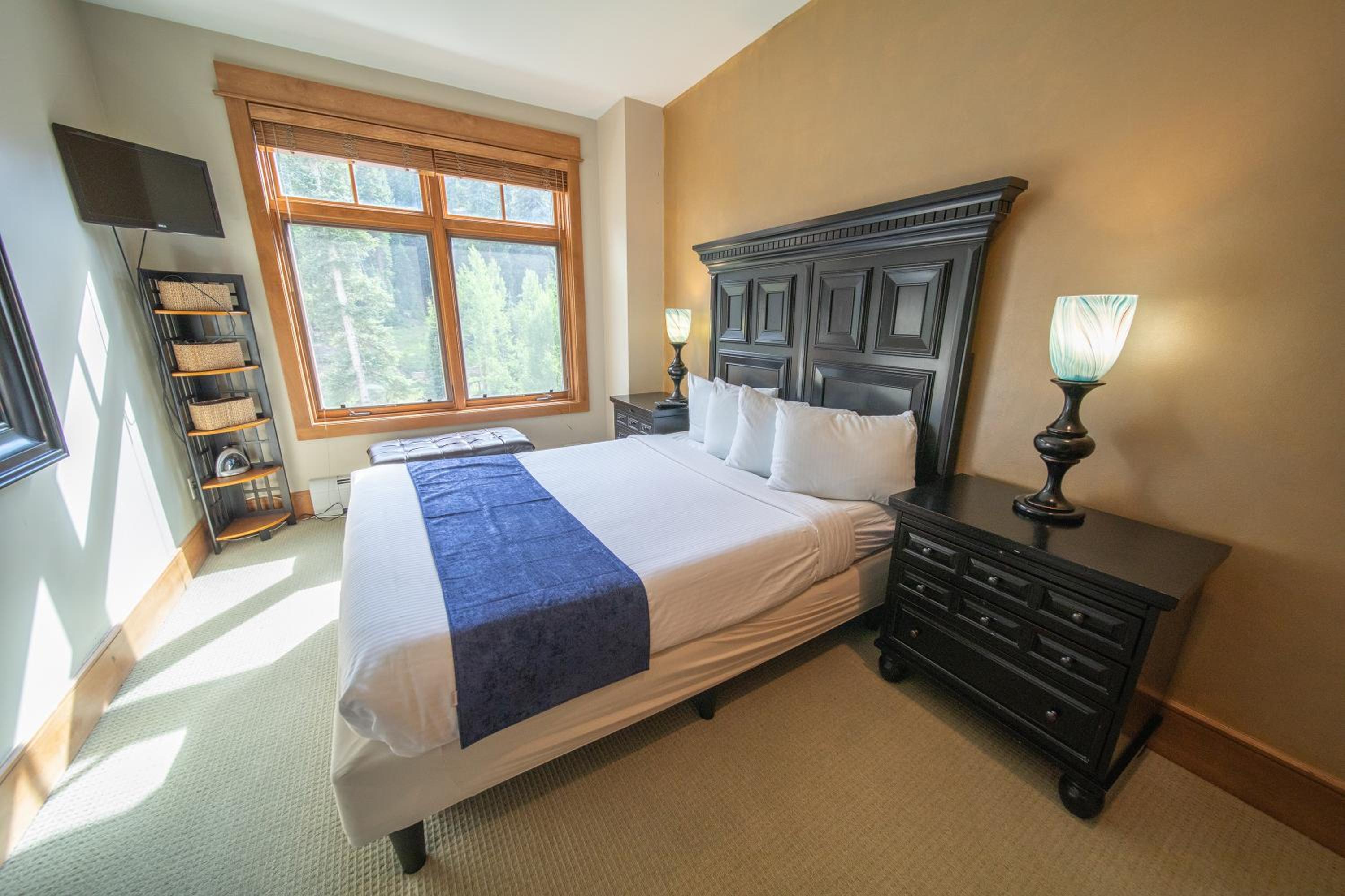 Lone Eagle 3034 by SummitCove Lodging
