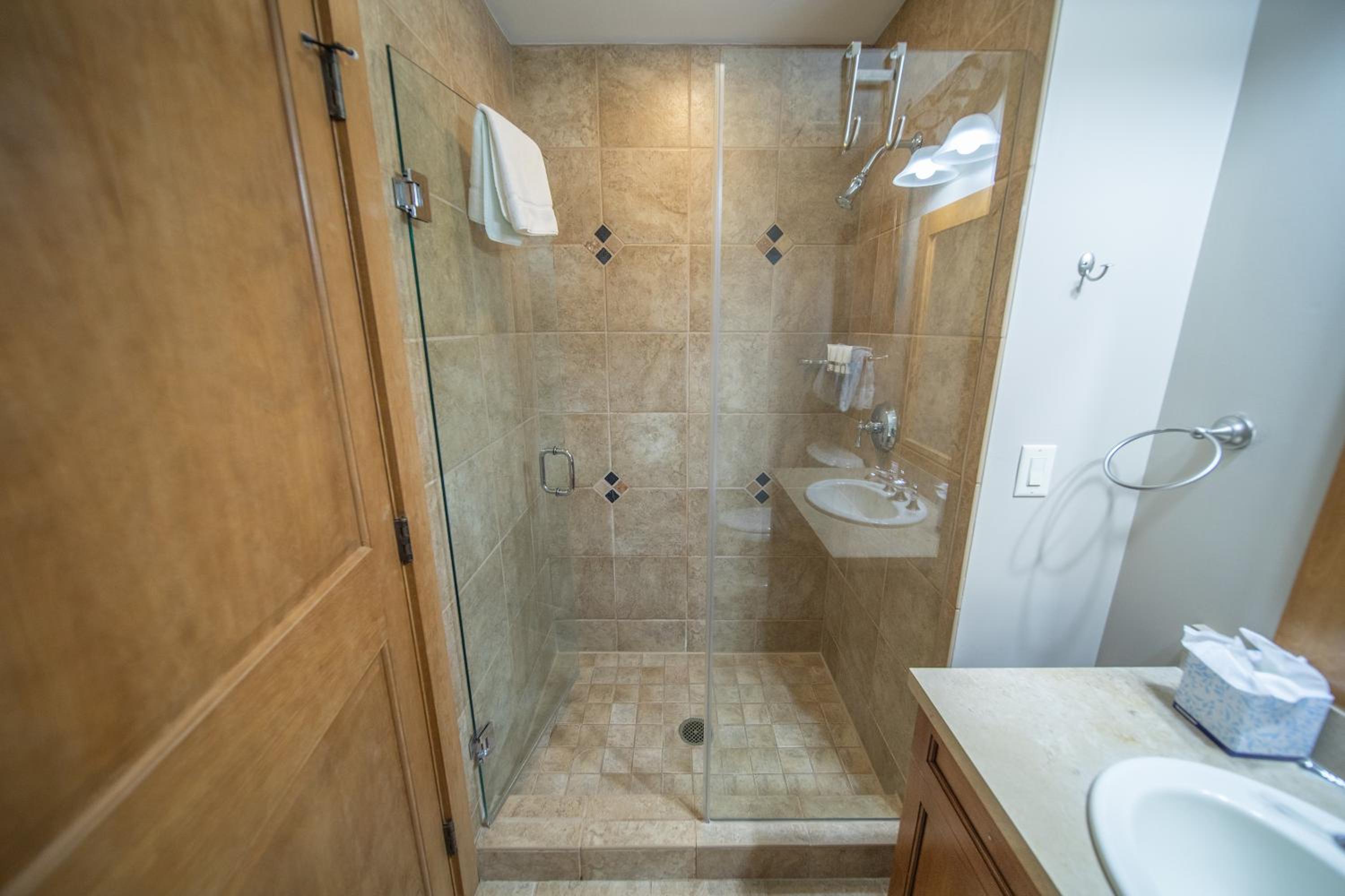 Lone Eagle 3034 by SummitCove Lodging