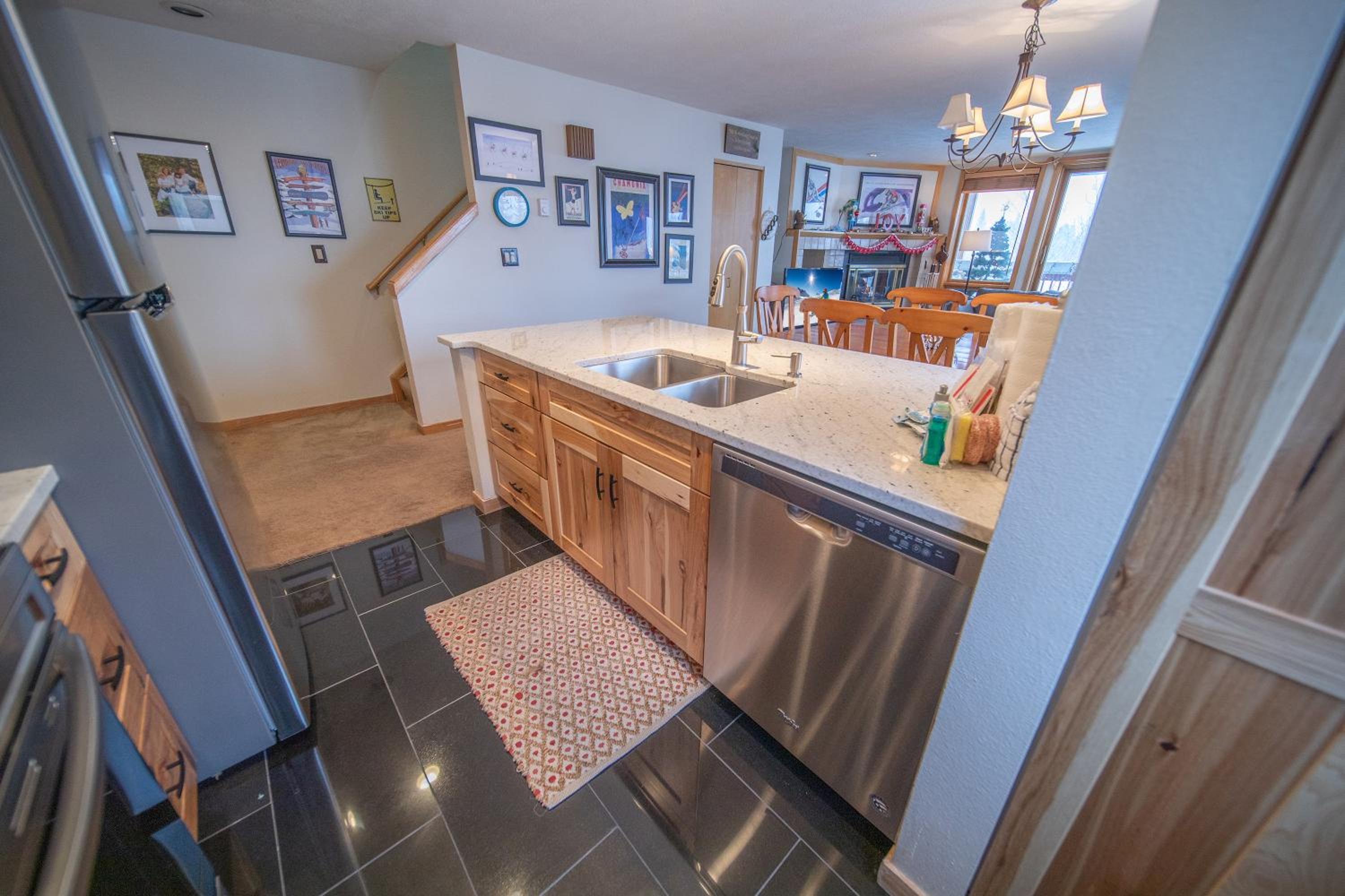 Liftside 309 by SummitCove Lodging