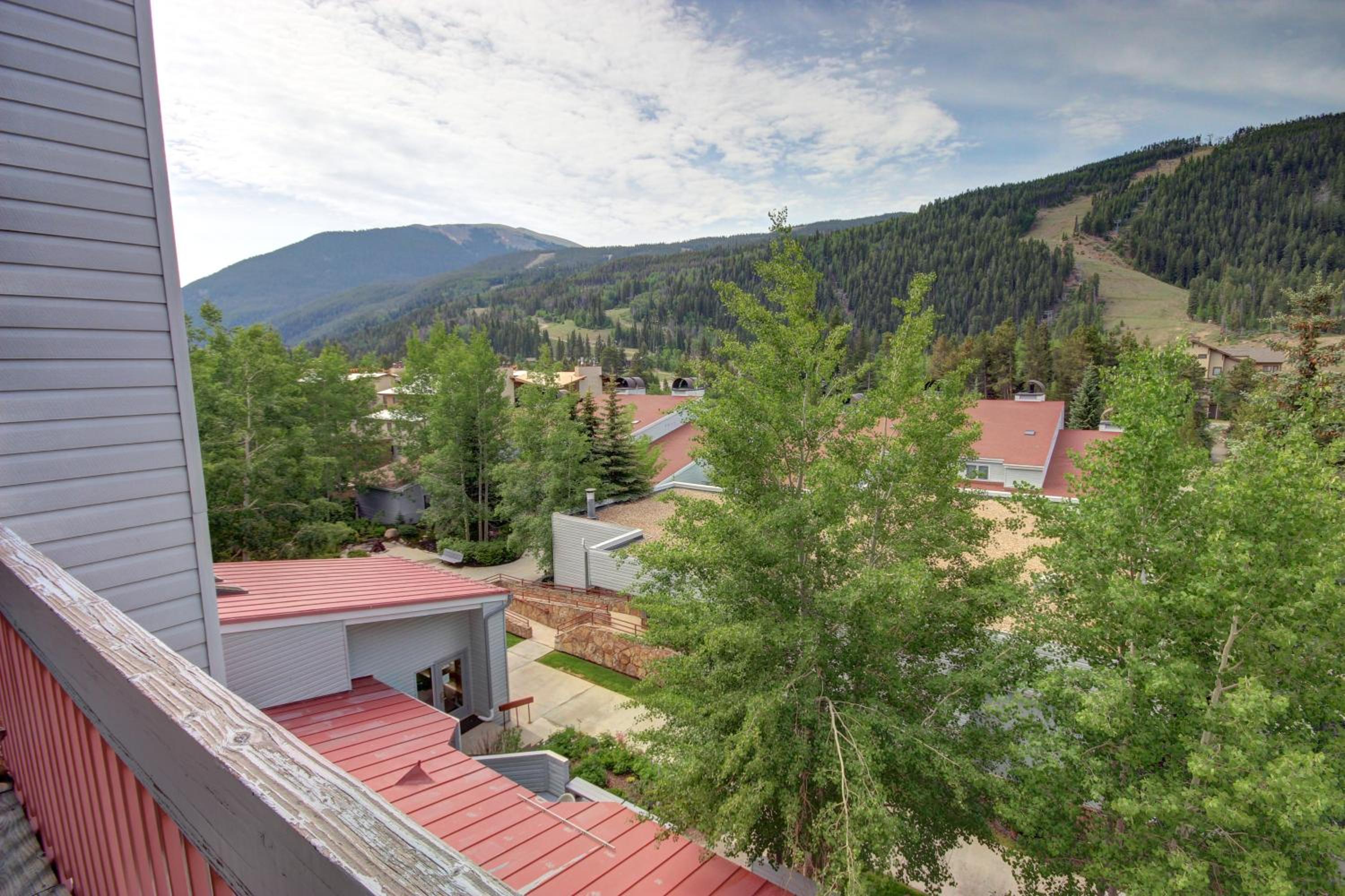 Liftside 309 by SummitCove Lodging