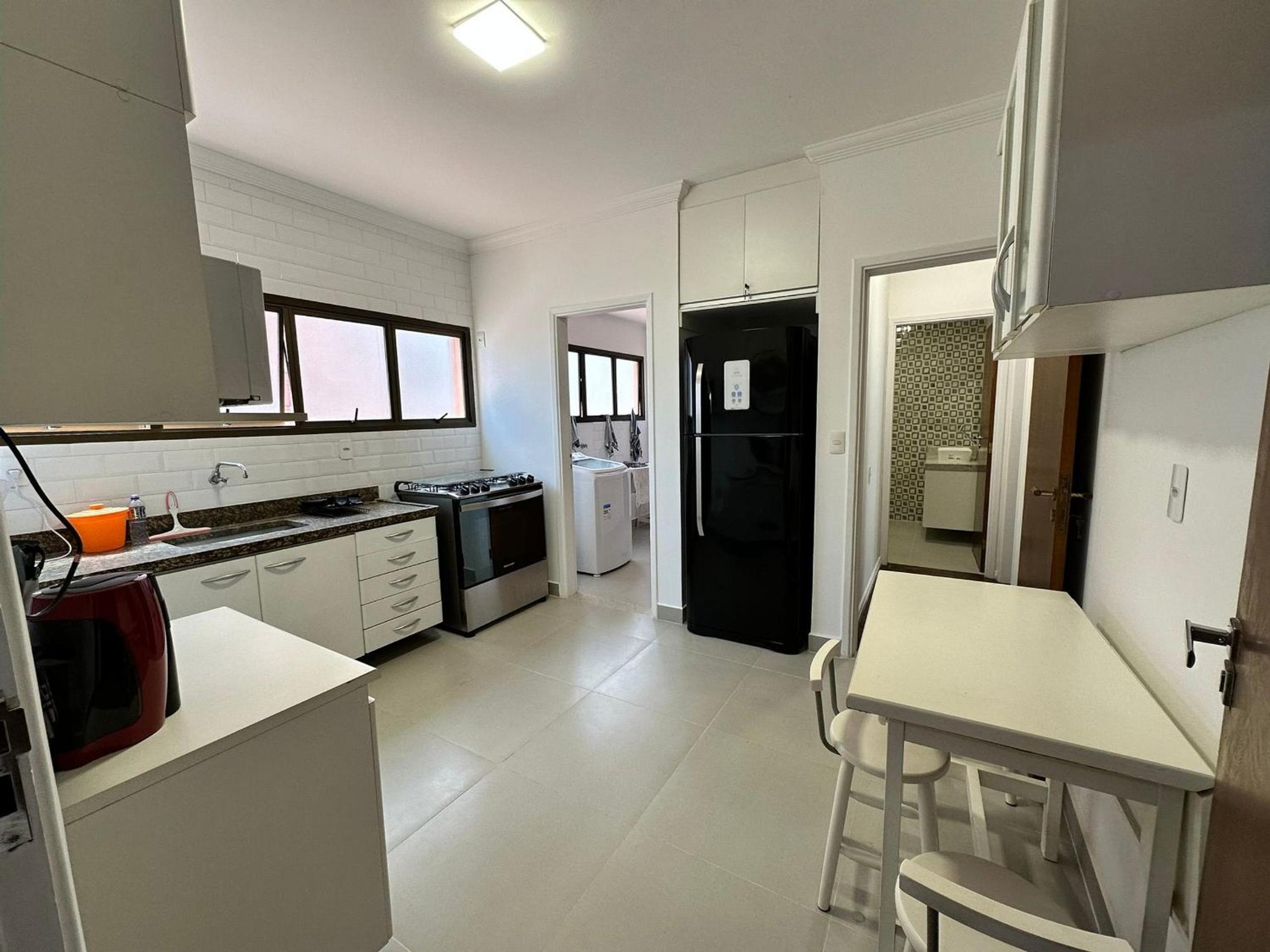 Frente Mar com garagem, Ar Condicionado e WI-FI grátis em Santos