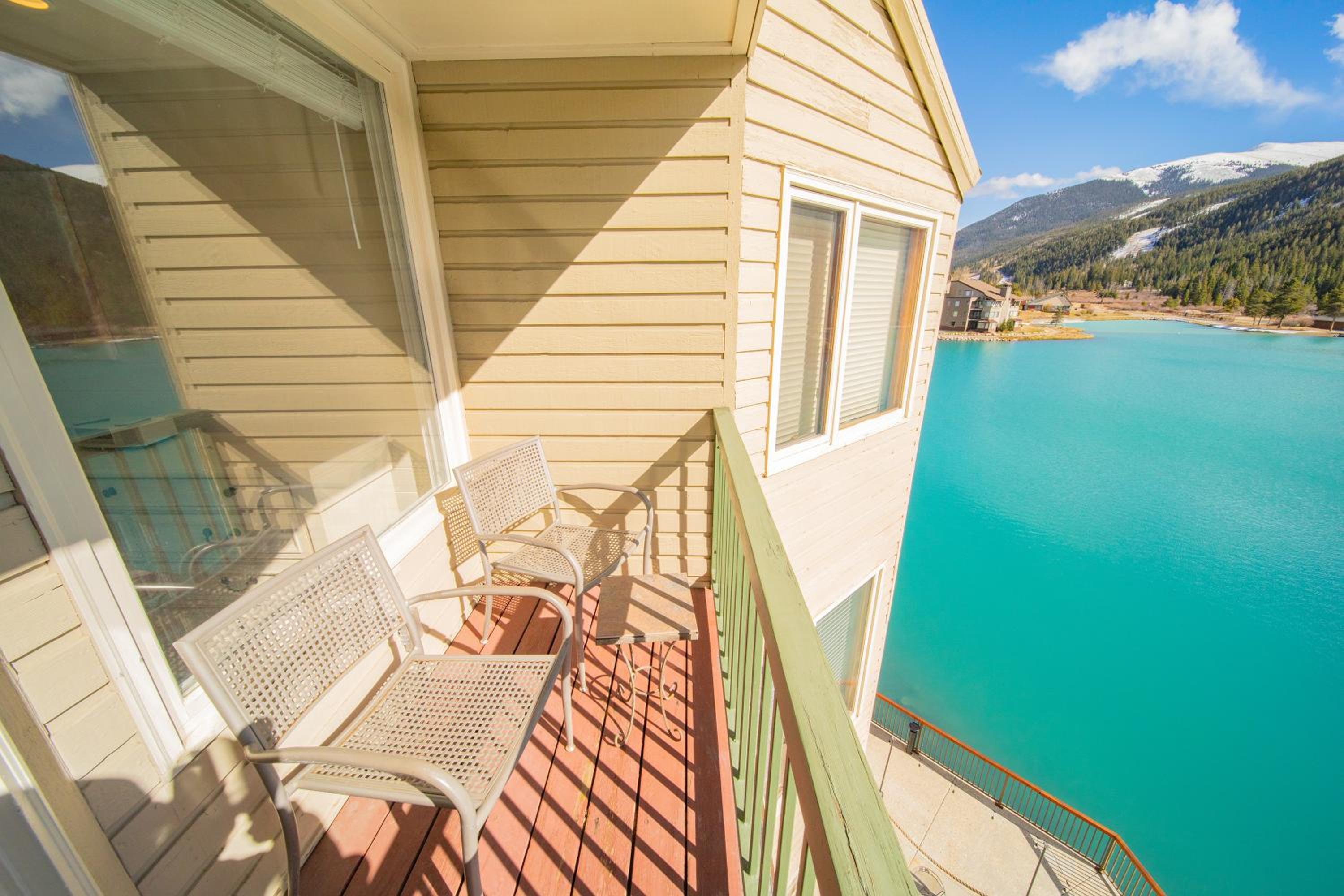 Lakeside 1496 by SummitCove Lodging