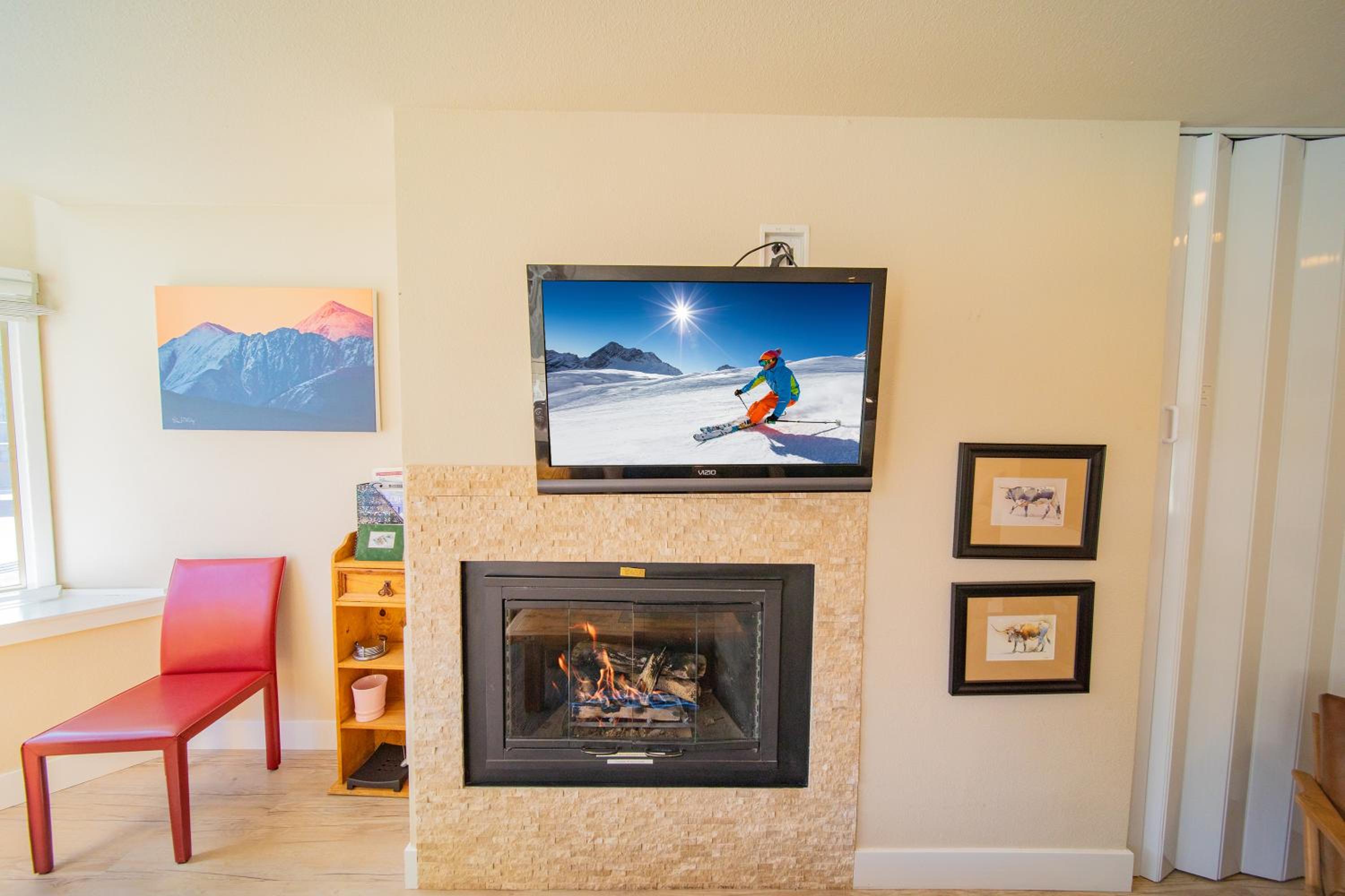 Lakeside 1496 by SummitCove Lodging