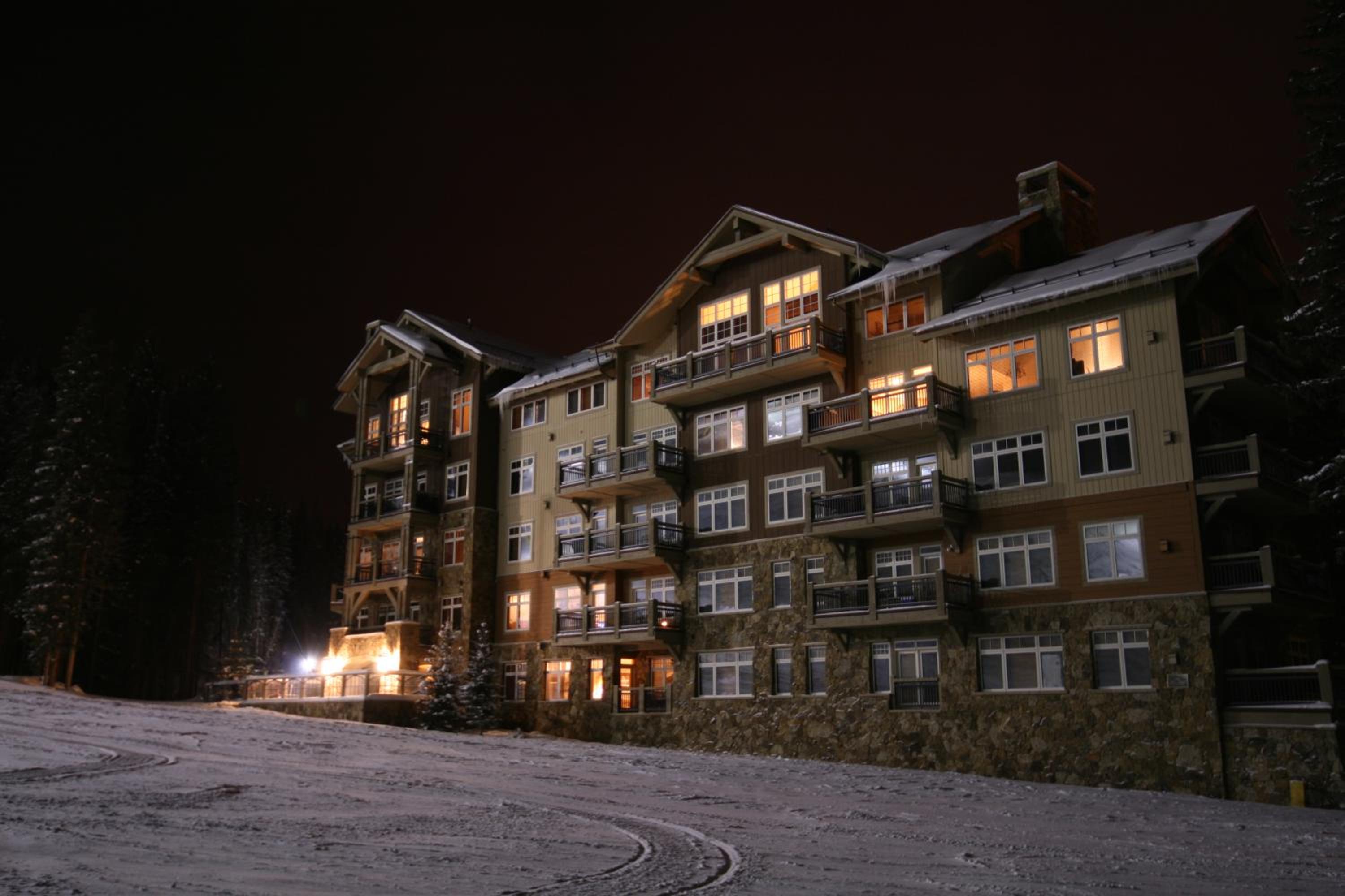 Lone Eagle 3001 by SummitCove Lodging
