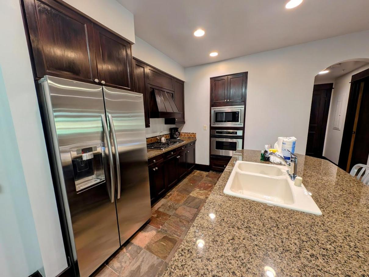 Lone Eagle 3001 by SummitCove Lodging