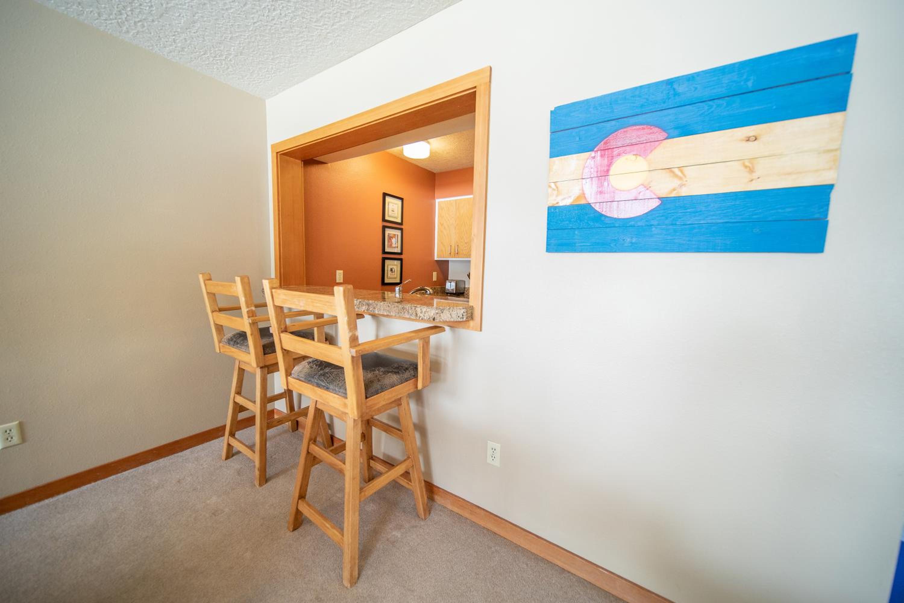 Lenawee 1738 by SummitCove Lodging