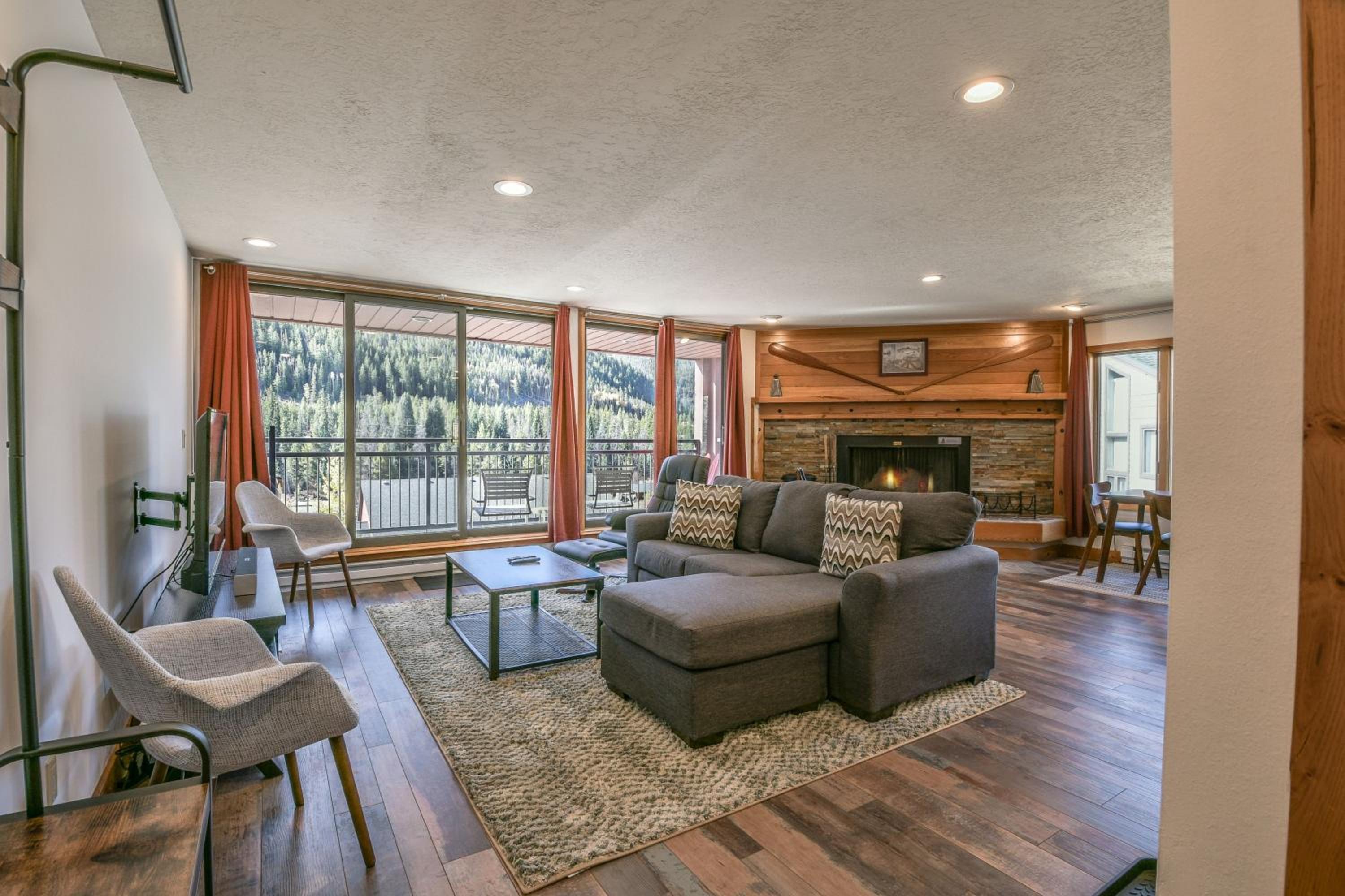Montezuma 1771 by SummitCove Lodging
