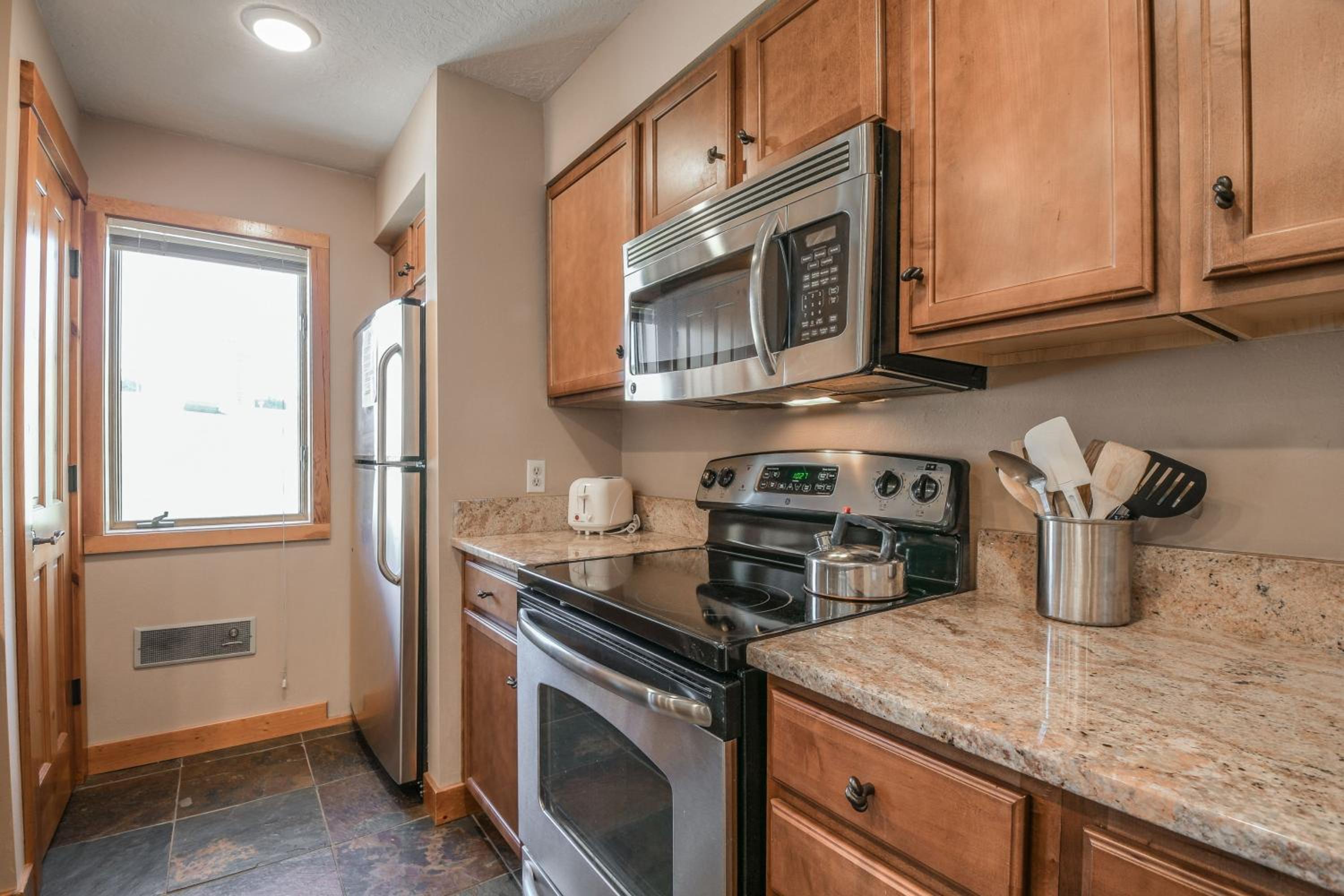 Montezuma 1771 by SummitCove Lodging