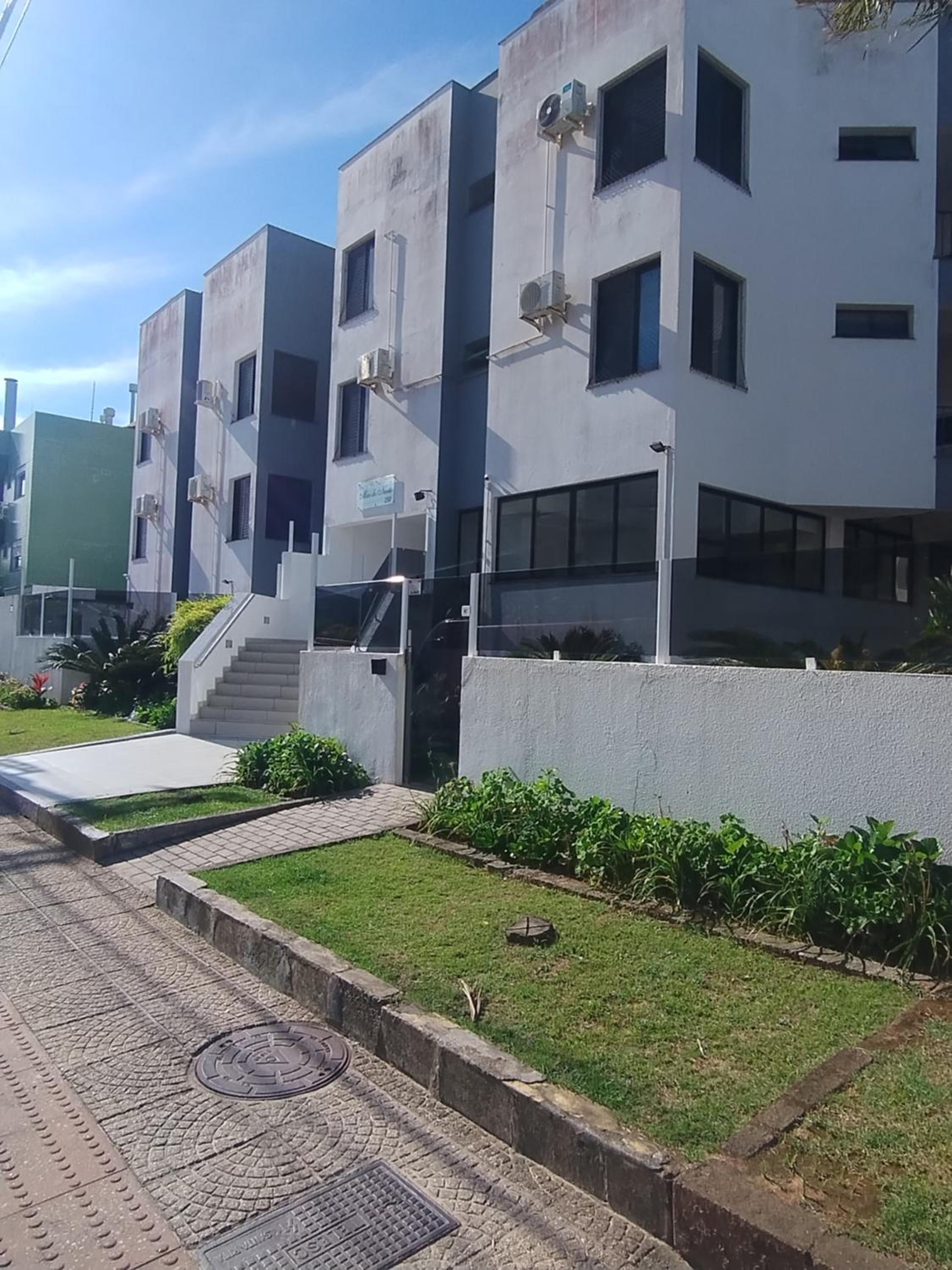 Apartamento com piscina privativa 0217