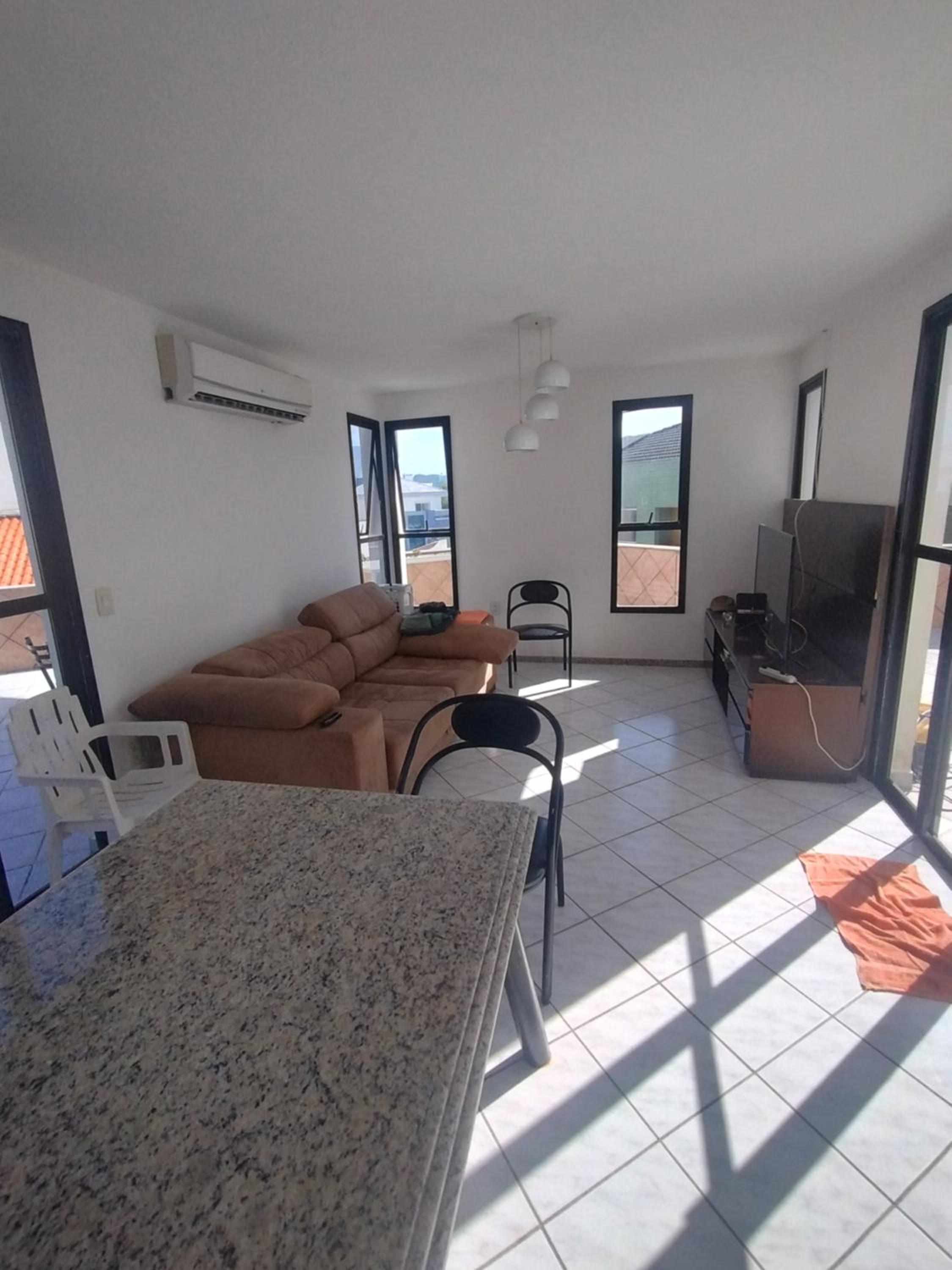 Apartamento com piscina privativa 0217