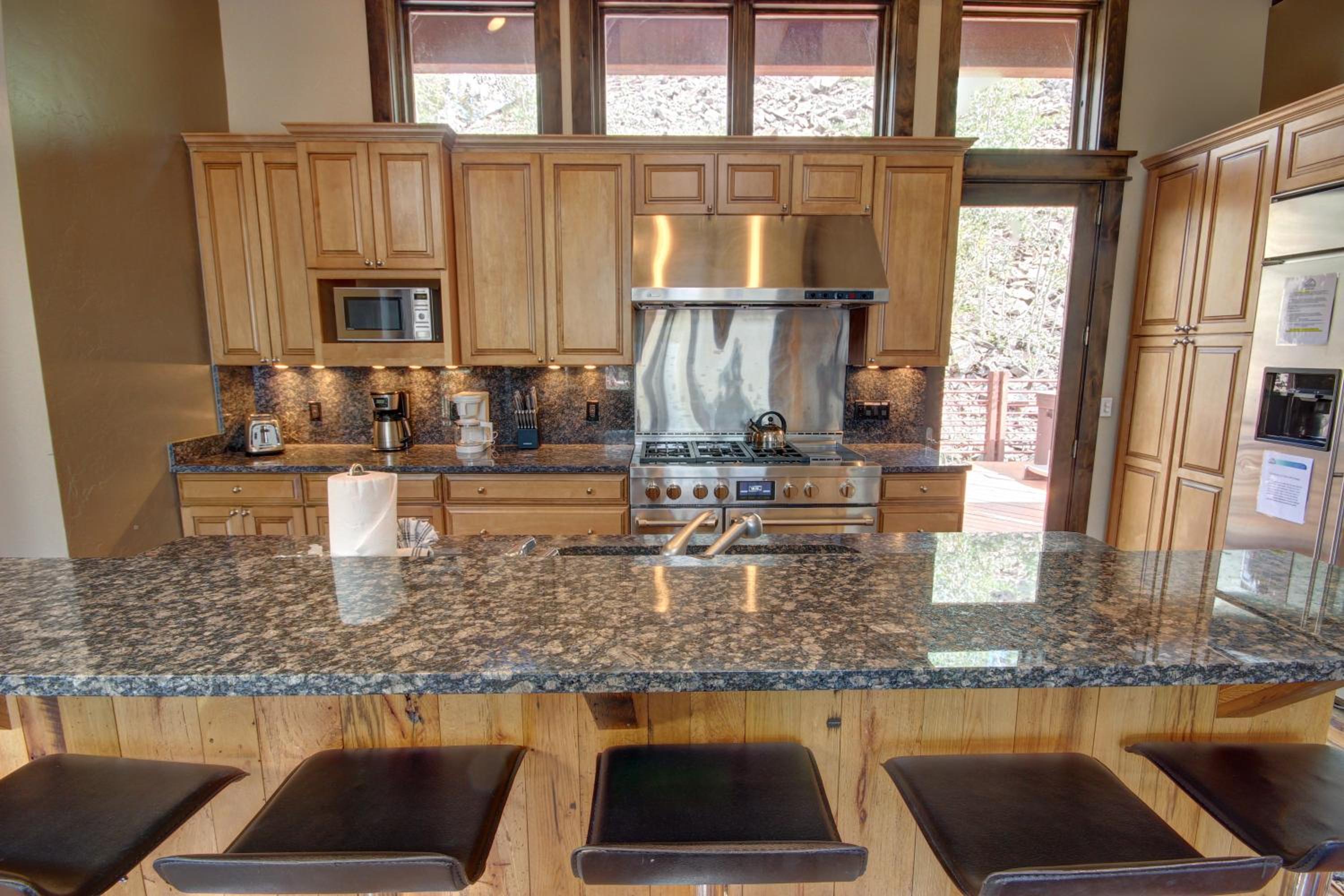 North Fork Lodge 577 by SummitCove Lodging