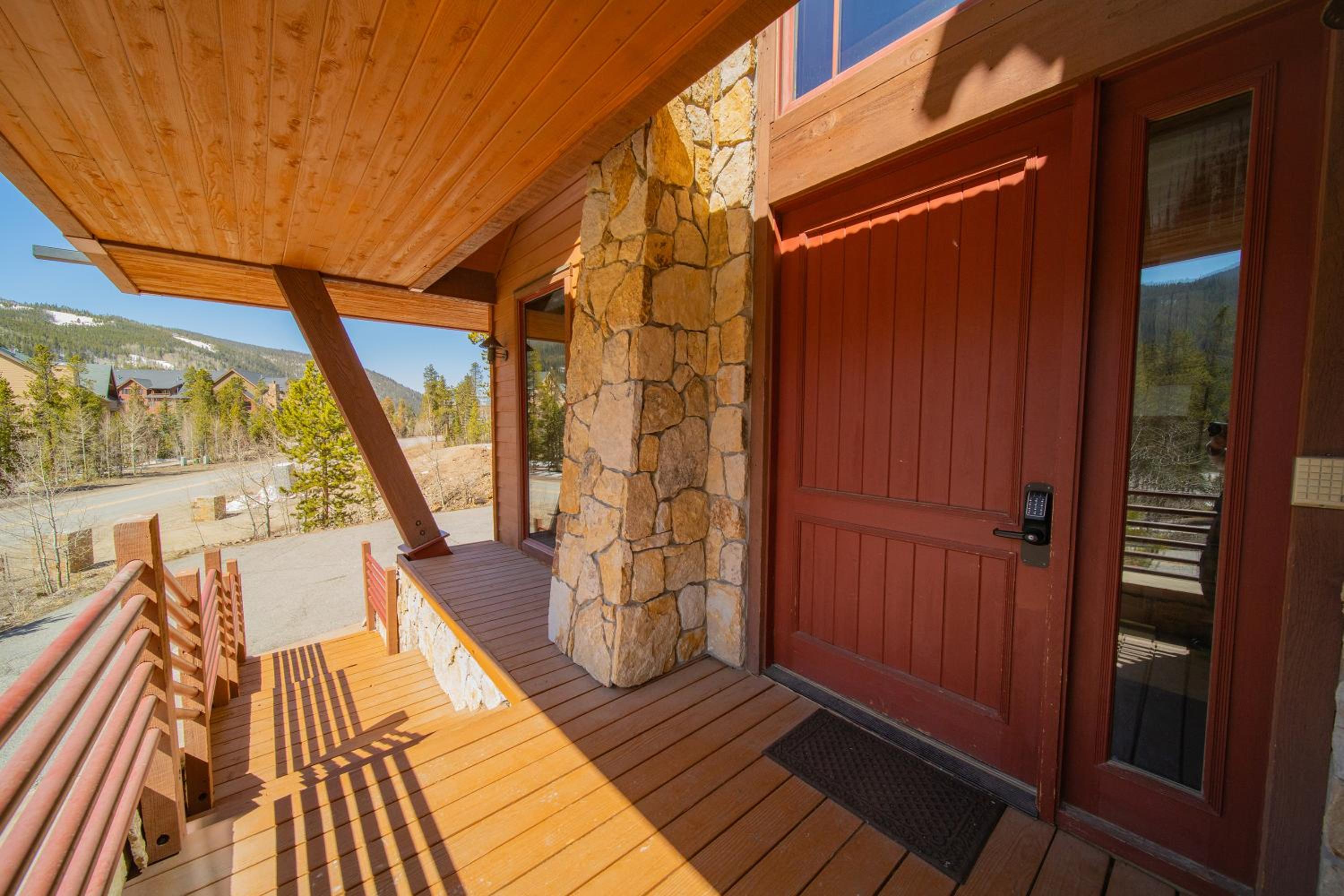 North Fork Lodge 577 by SummitCove Lodging