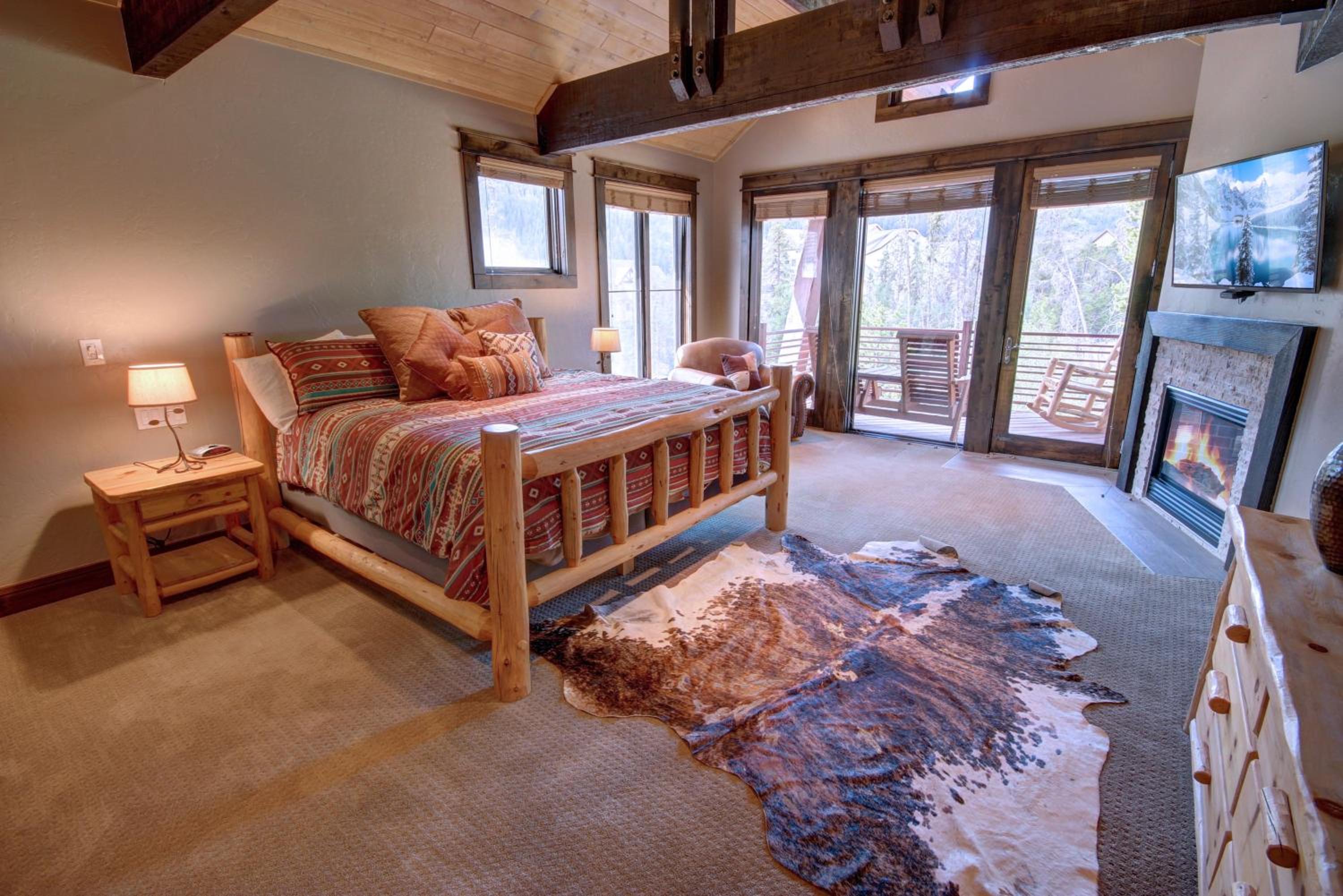 North Fork Lodge 577 by SummitCove Lodging